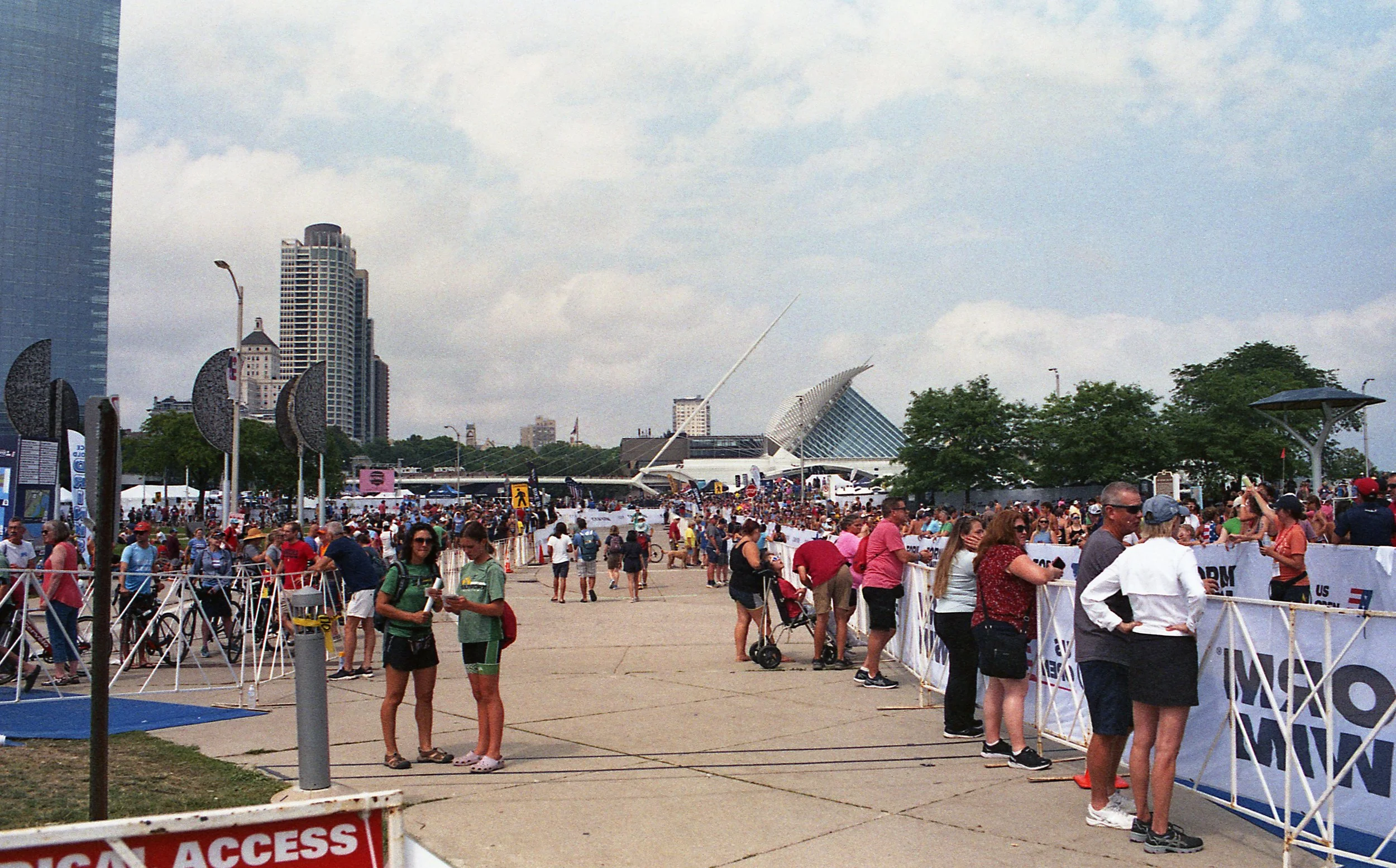 Nikon N2020 Color Example Image 3.jpg