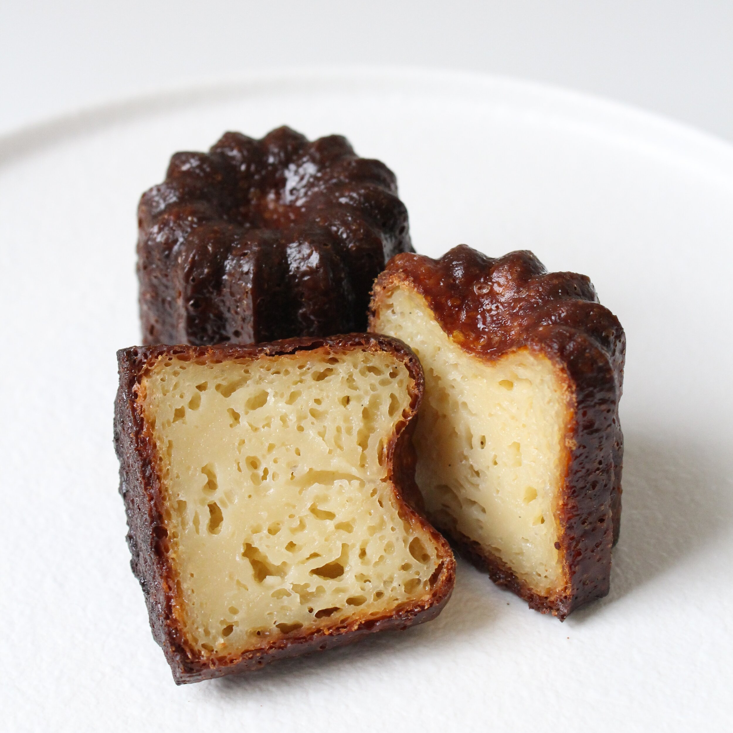 Canelé - $4