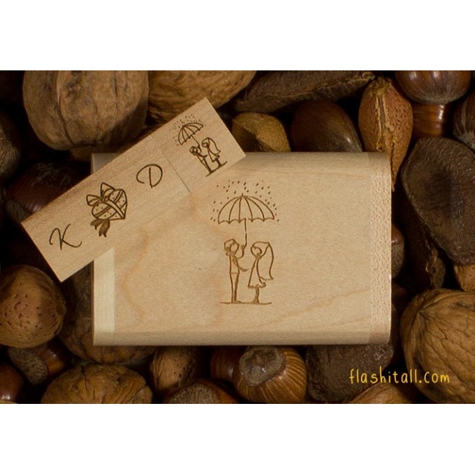 SMALL2_eco-wooden-usb-flash-drive2.jpg