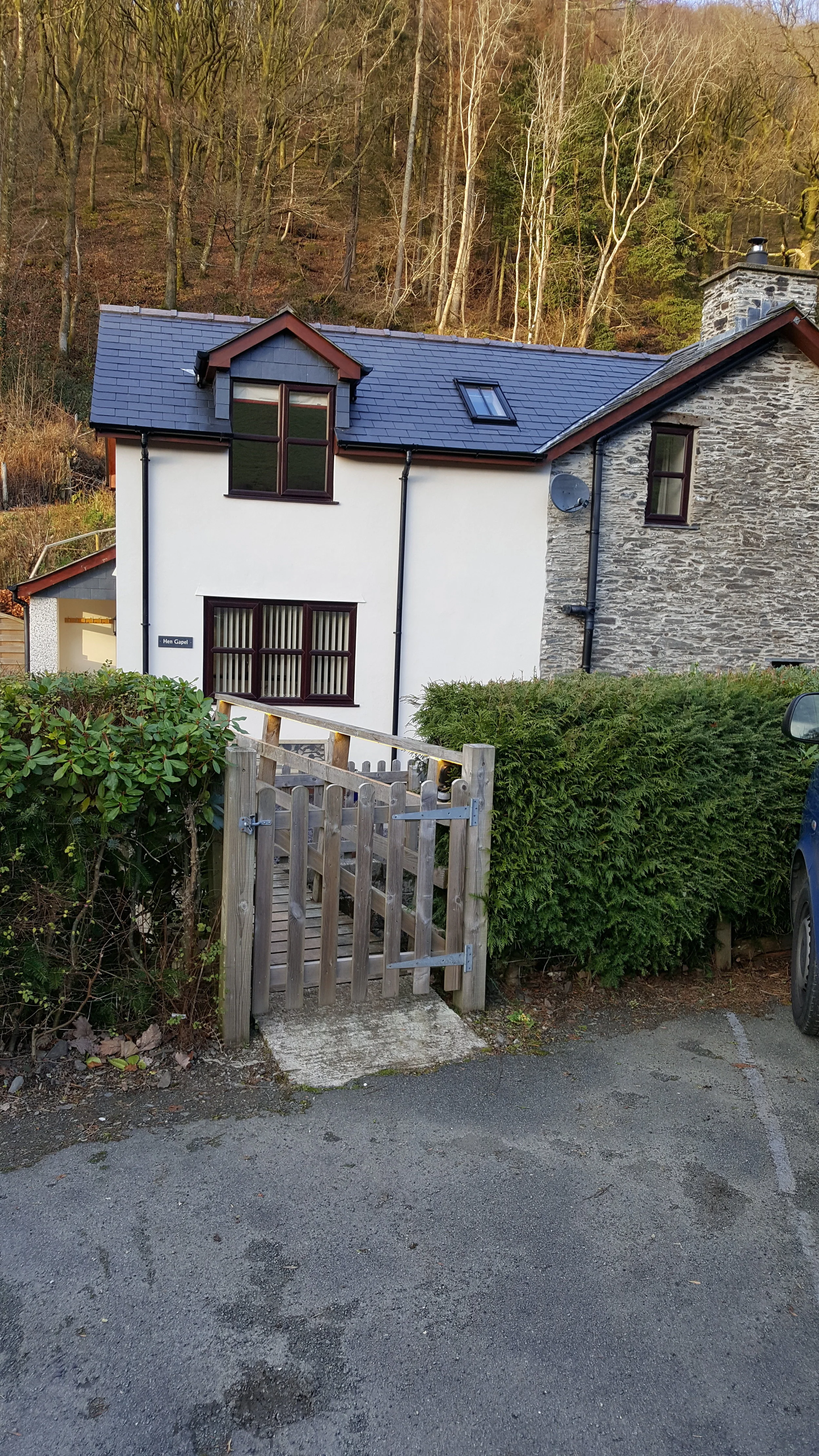 Hen Capel Cefn Rhosan.jpg