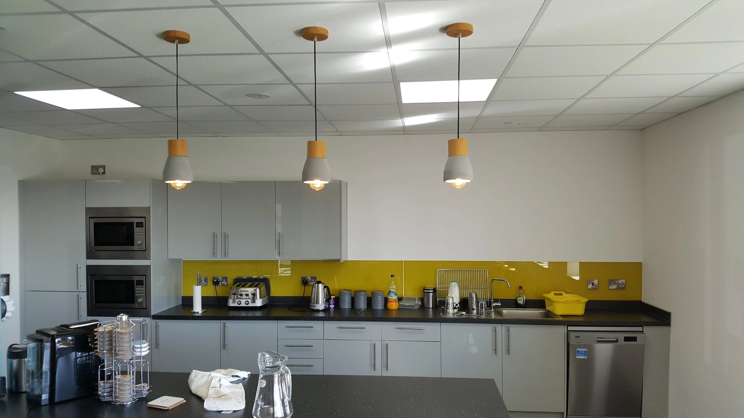 Commercial Kitchen/Teapoint