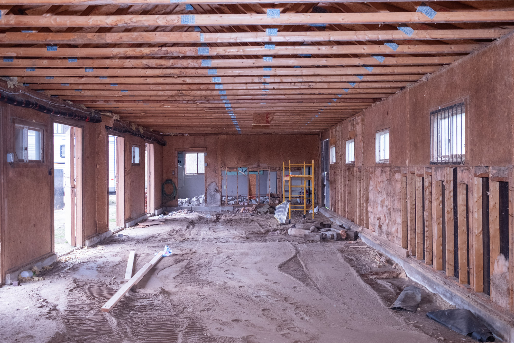 DKS-Customs-Homebuilder-Stable-to-Apartment-25328.jpg