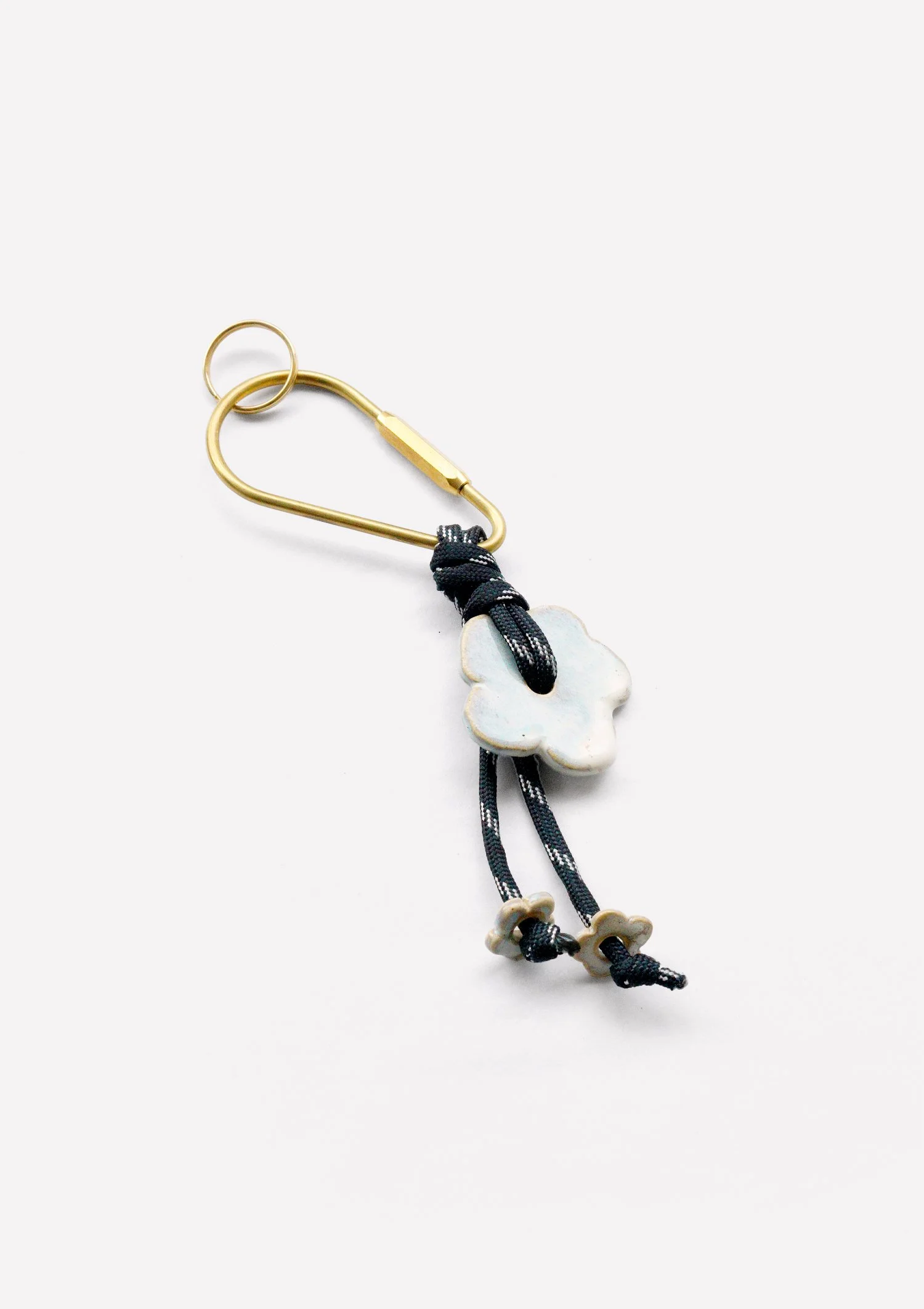 Flowerhead Blossom Keychain Ref White