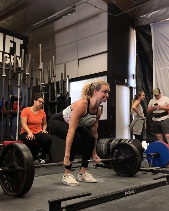 How else does one celebrate being done with finals? Deadlifts, duh.

But for realsies I&rsquo;m stoked for this two week break of &ldquo;summer&rdquo; before the next quarter starts 👏🏻 Week 3 of this block worked up to 225. Still some room for impr