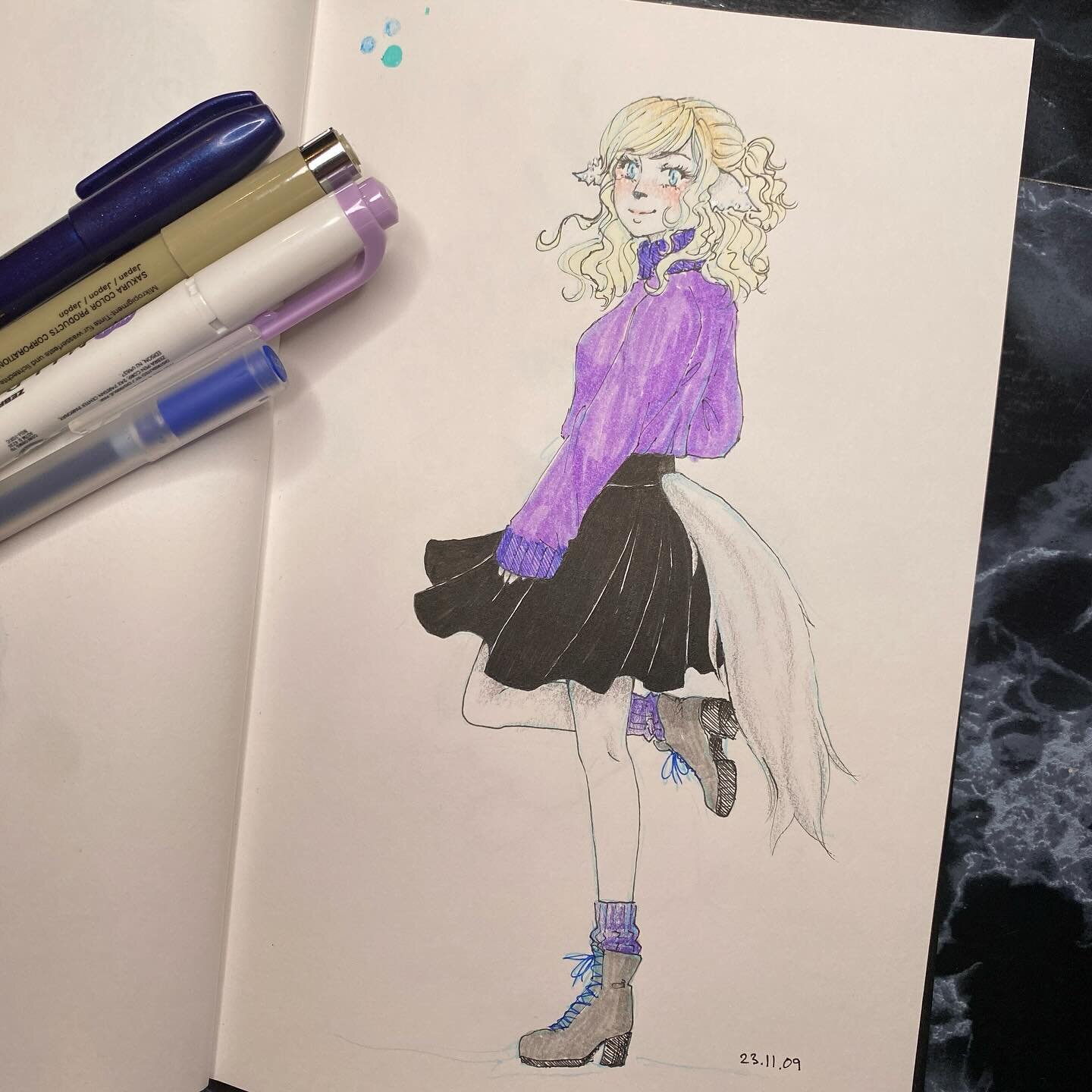 Just a doodle of Mars in a purple sweater :)
#art #drawing #doodle #sketch #sketchbook #sketchbookpage #doodleoftheday #illustration #ocart #saru_iiocs #saru_ocs