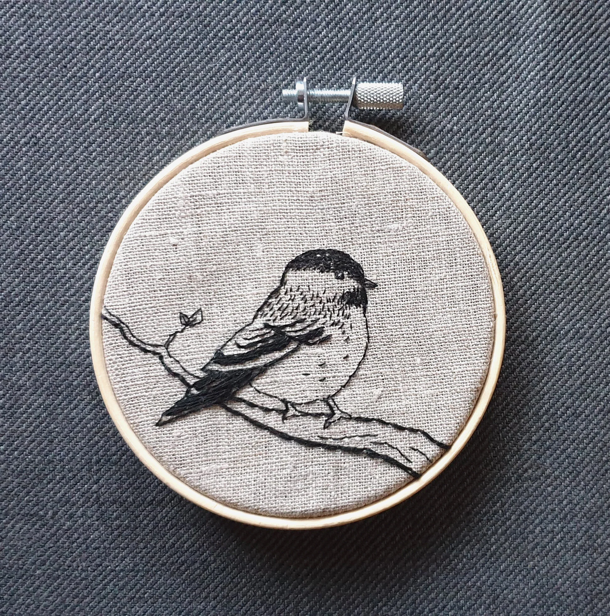 chickadee02.jpg