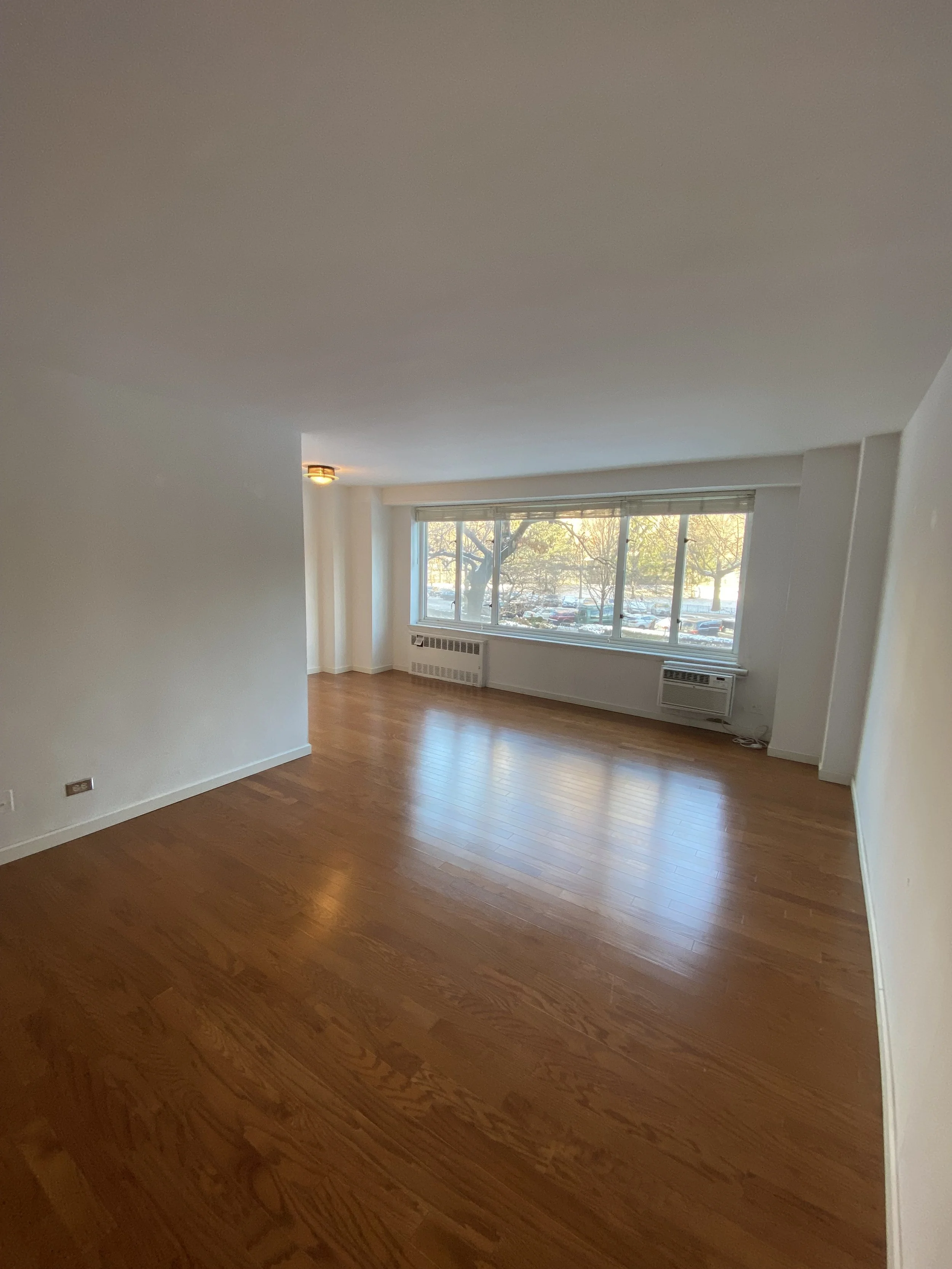 392 Central Park West, Apt. 2G, RENTED