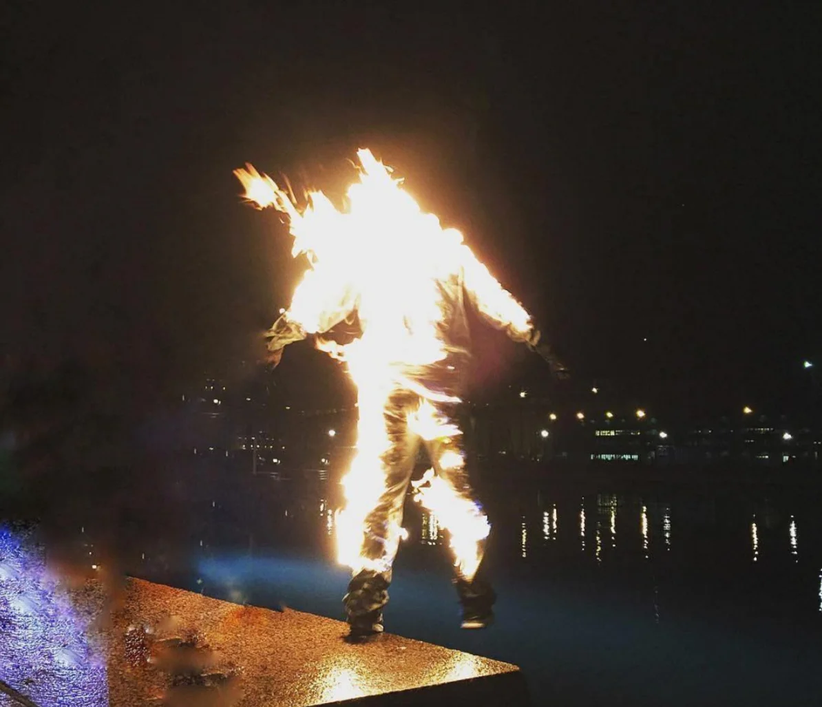Mika Huisman performing the pyro stunt