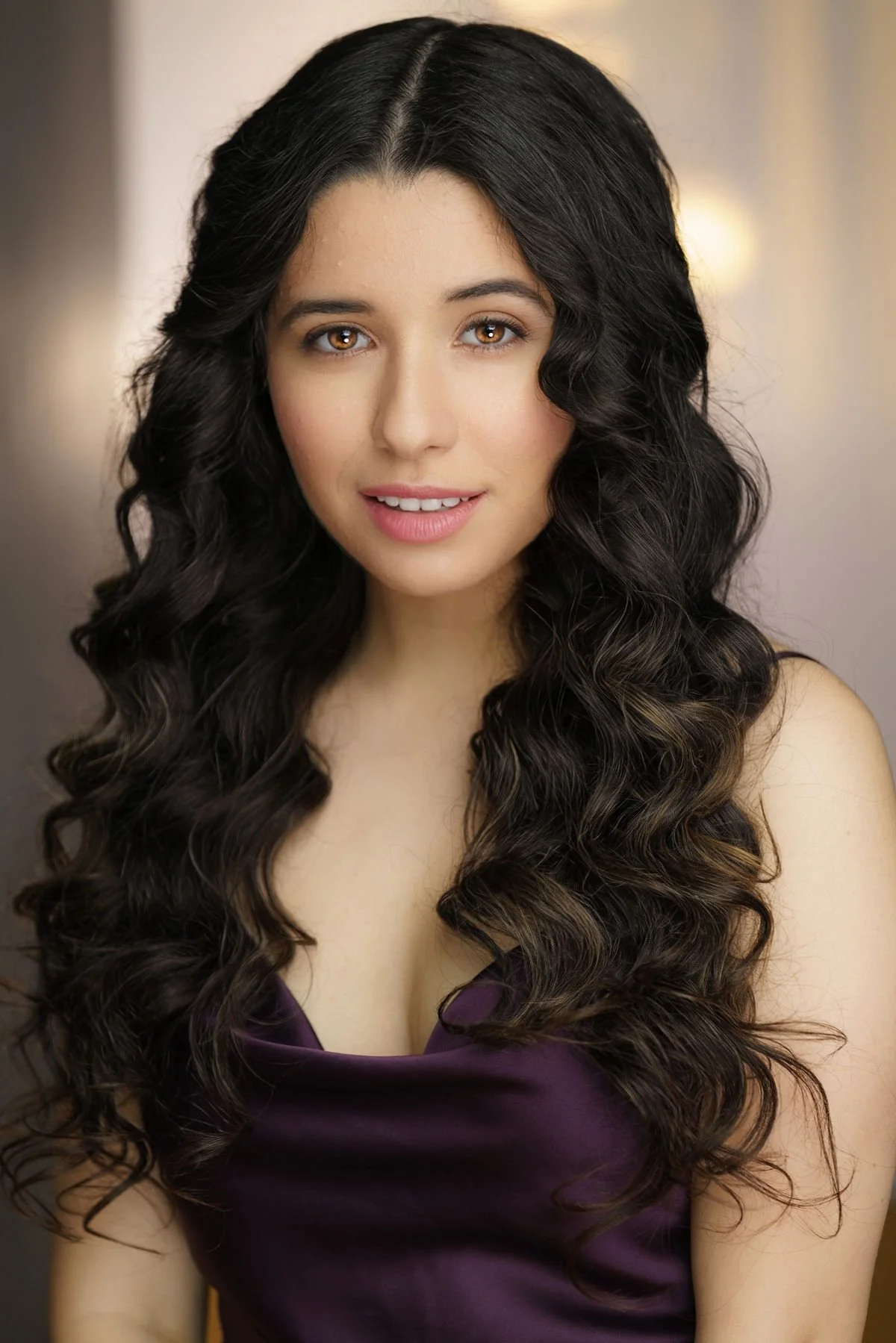 headshot_femme fatale.jpg