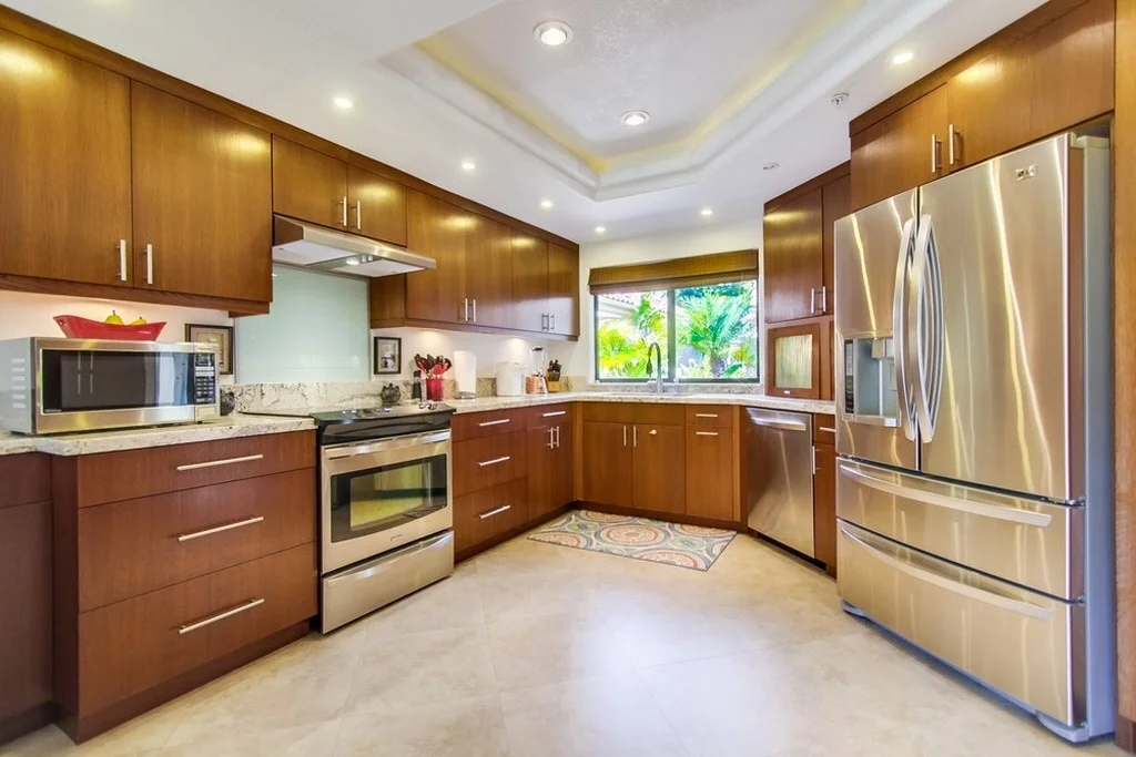 Abella Kitchen.jpg