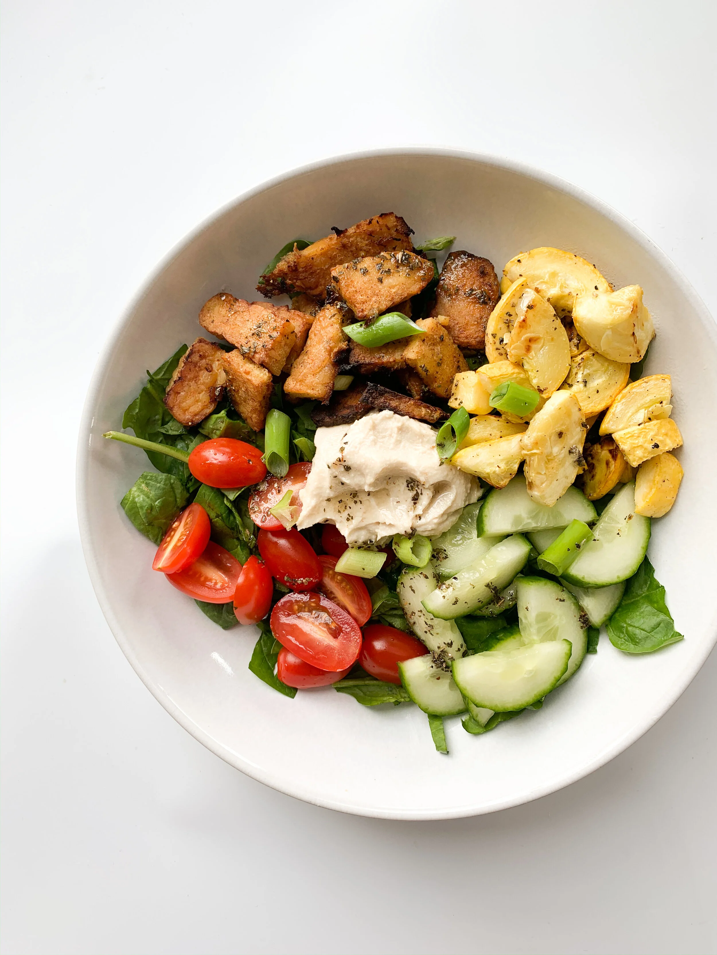 Mediterranean-Inspired Vegan Salad with Tempeh and Hummus