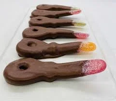 Chocolicious Dipped 2.jpeg