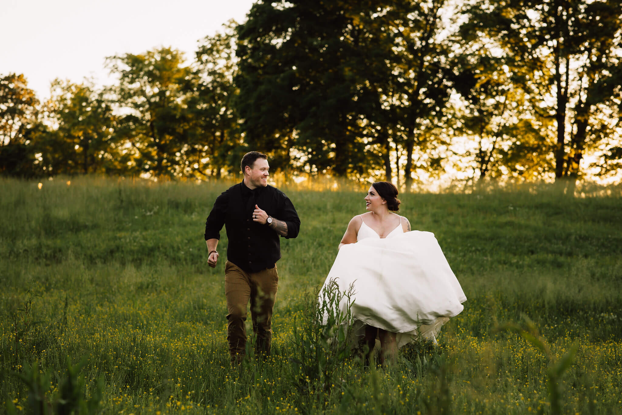 quincy-kentucky-sunset-elopement-couple.jpg