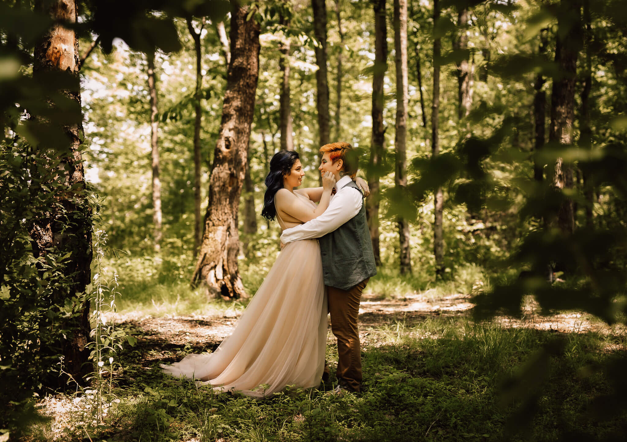 brides-adventure-forest-elopement-kentucky.jpg
