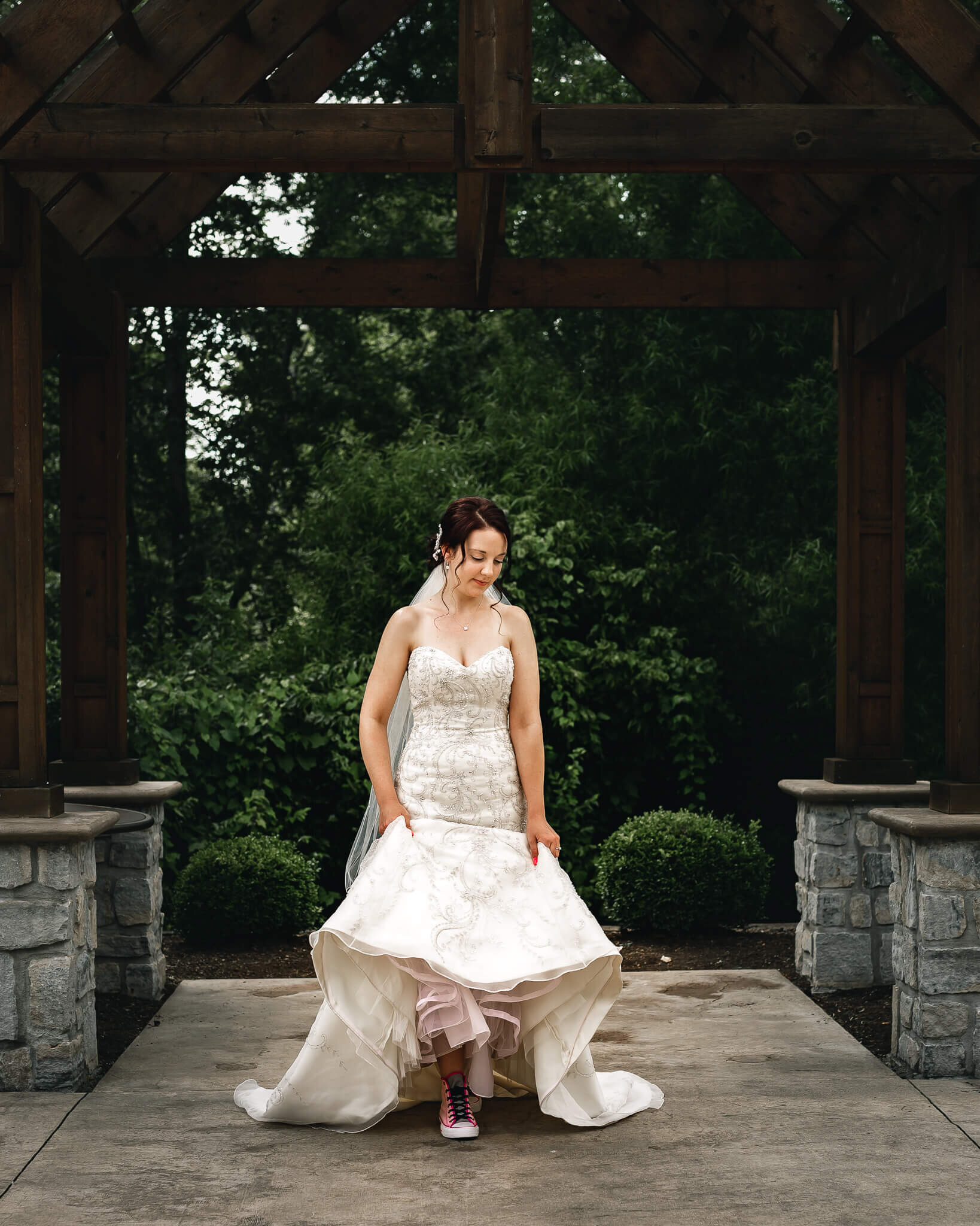 outdoor-bridal-portraits-cincinnati-ohio.jpg