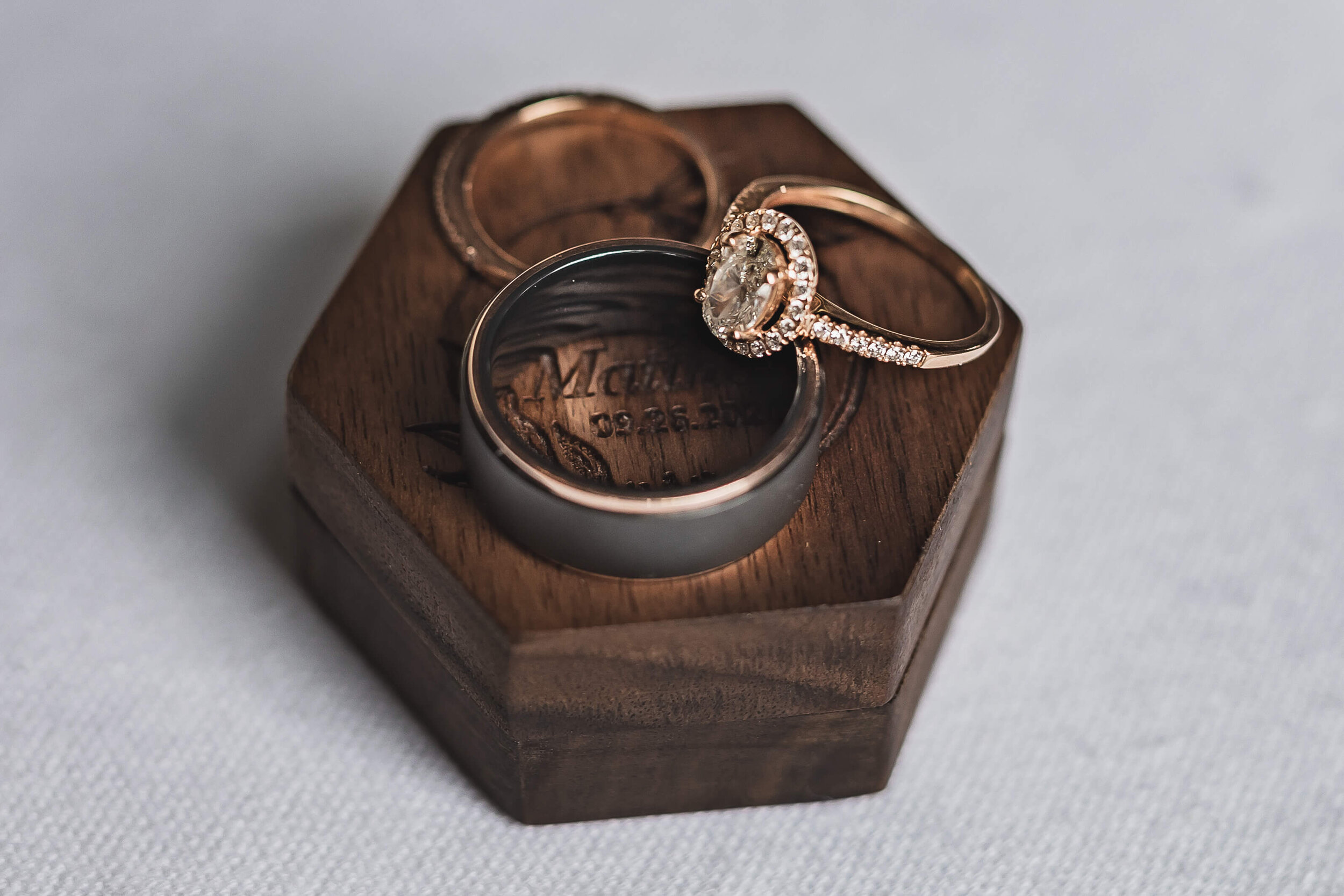 bride-groom-wedding-ring-details.jpg