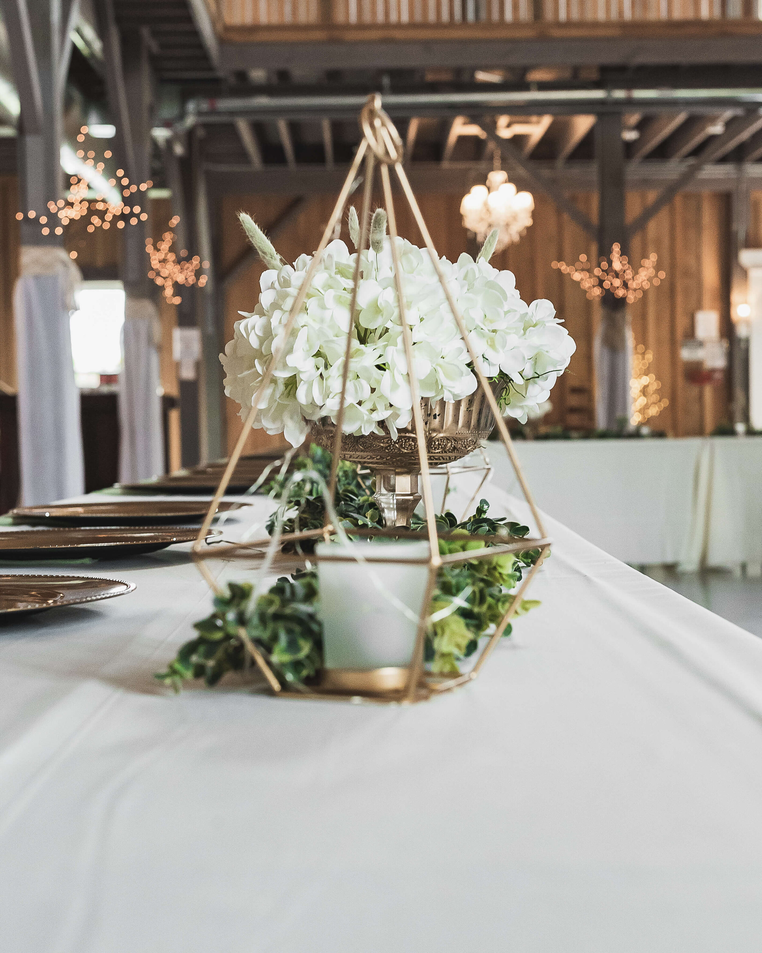 wedding-table-details-prickel-barn.jpg