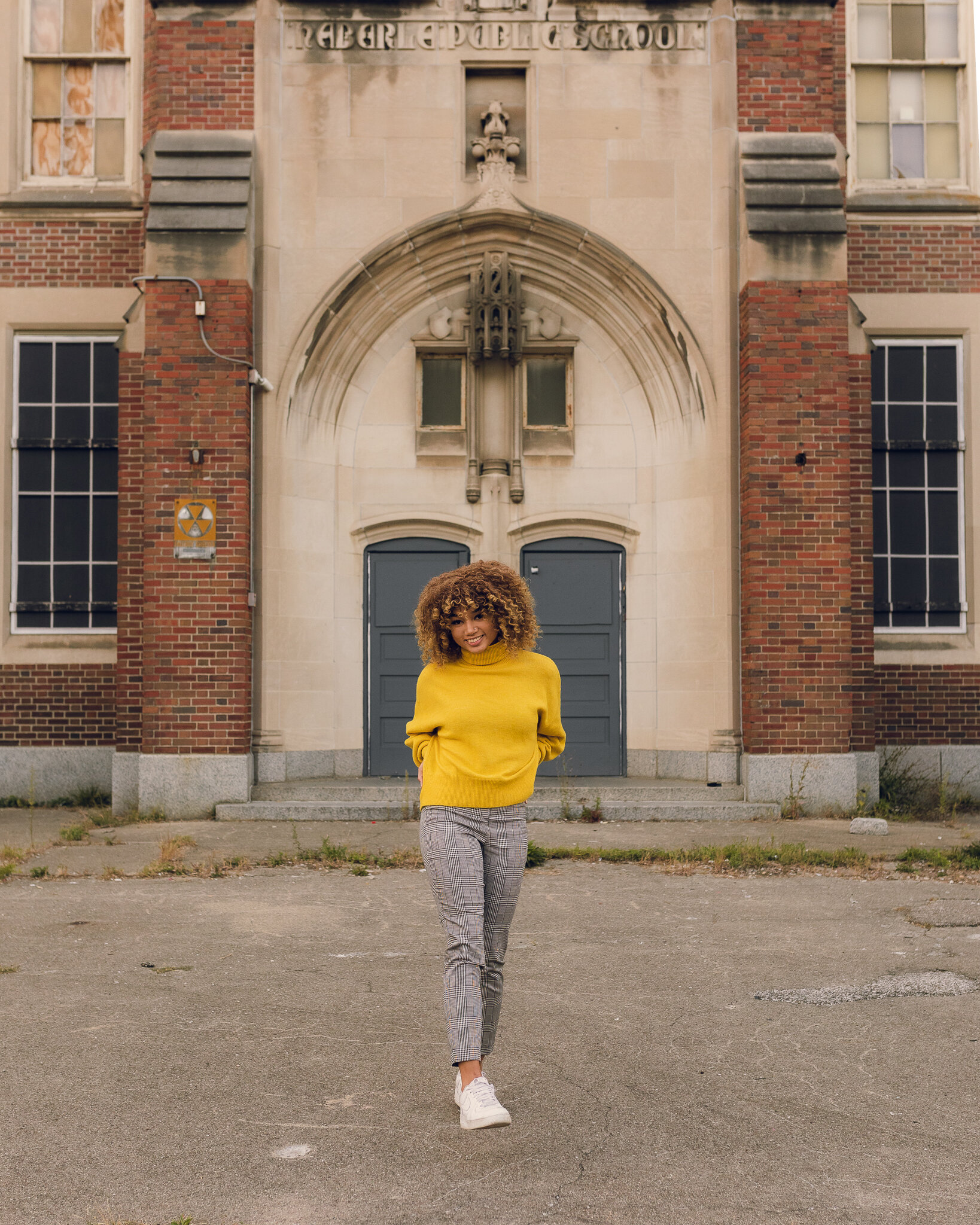 ugly-location-senior-portraits-cincinnati.jpg