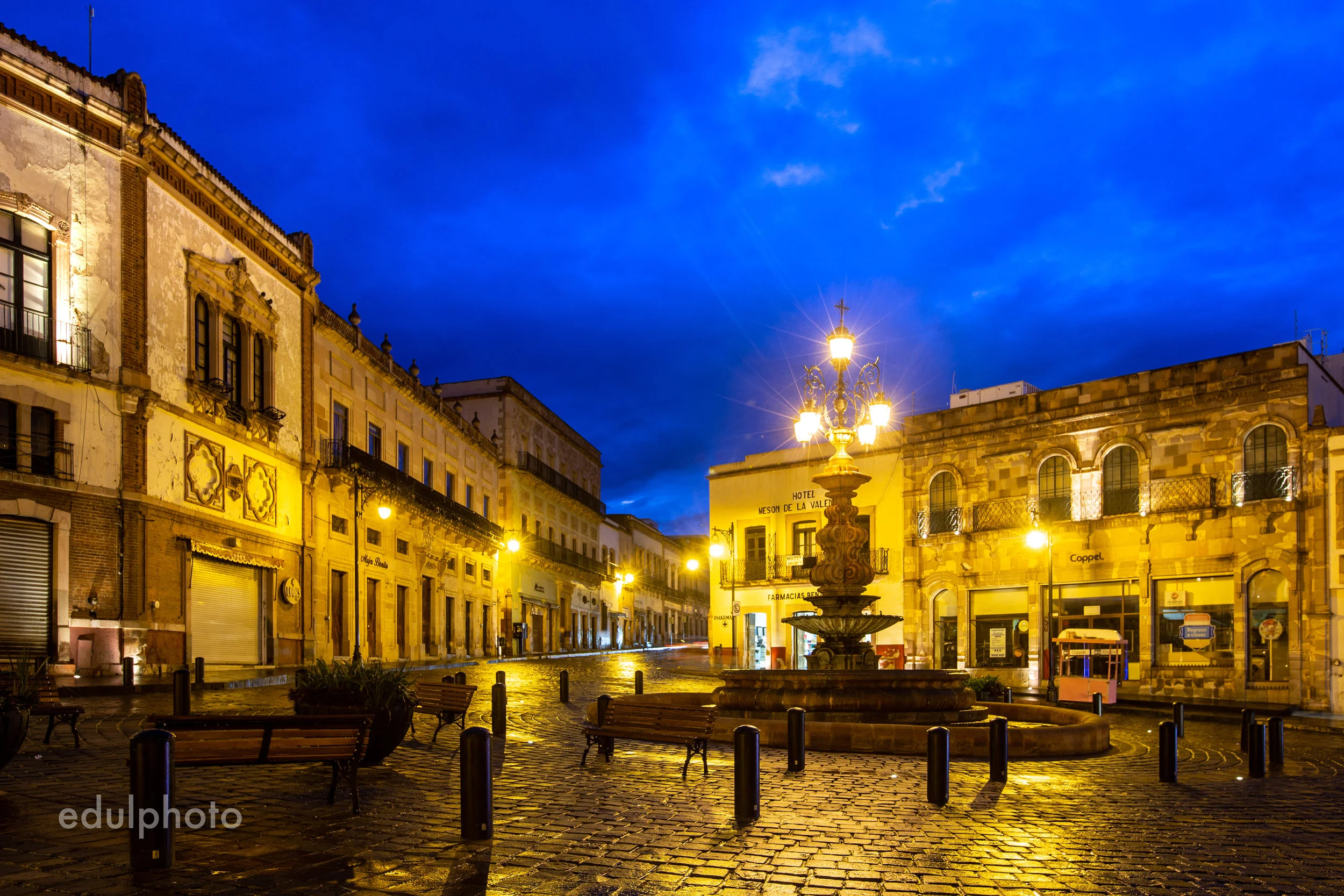fuente de los faroles