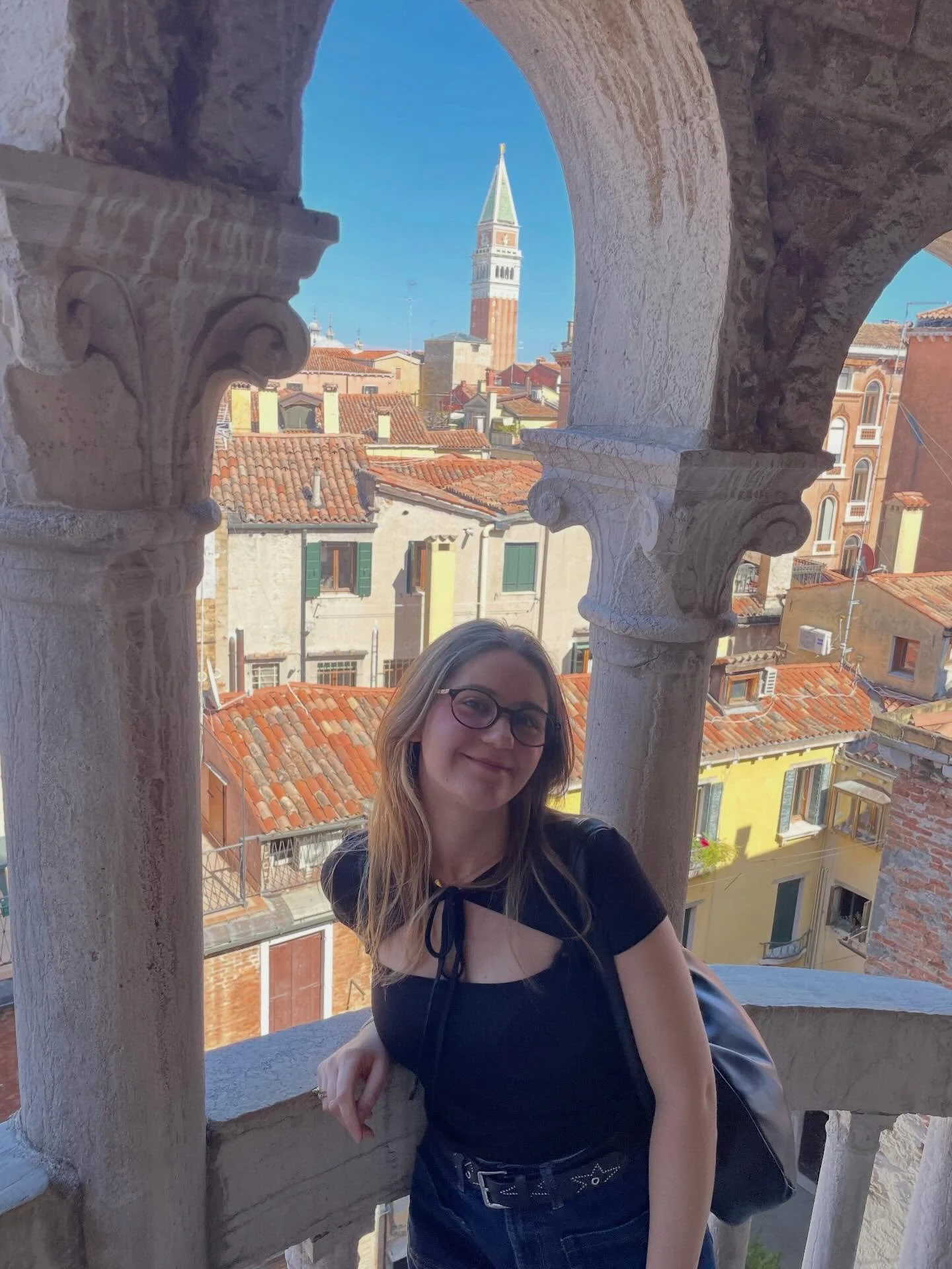 Meet the language guide bringing Italian to life for our students, Giulia Massetti. Her passion for teaching stems from her love of language. She studied Latin and Greek in high school, spent three years learning Japanese, and crafted a university pa