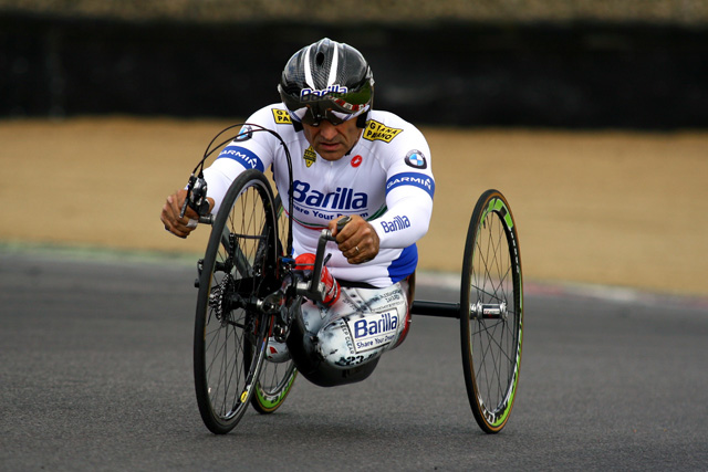 hand cycling.jpg