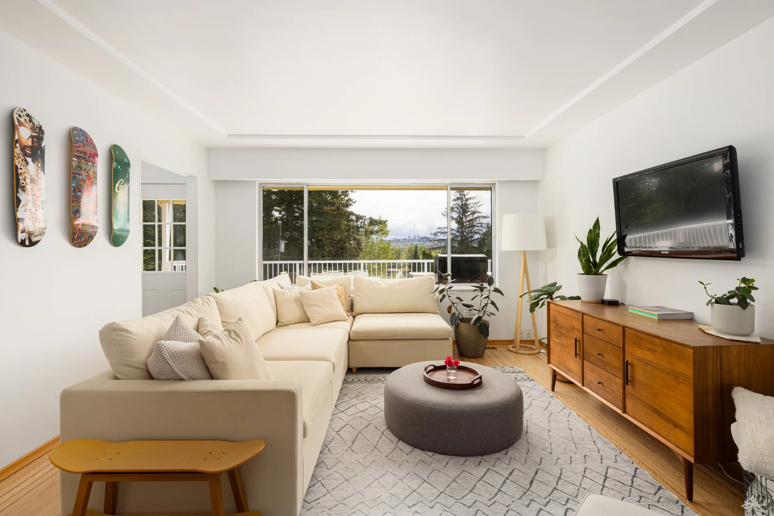 Cloverley St - 1231 (North Vancouver) - Natalie Frizzo - 8.jpg