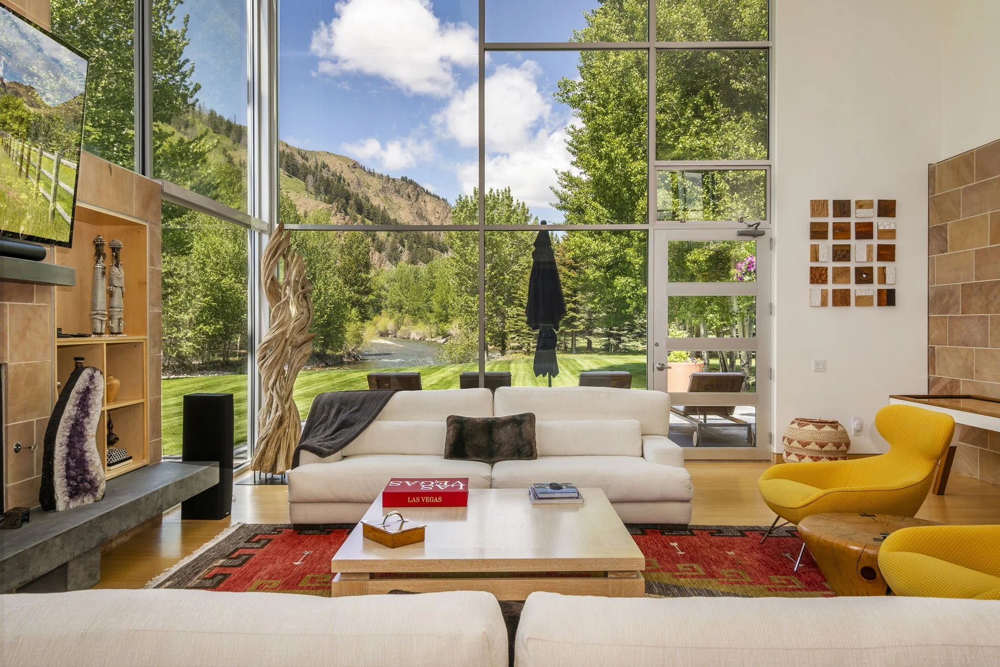 44-web-or-mls-109-mountain-view-005.jpg