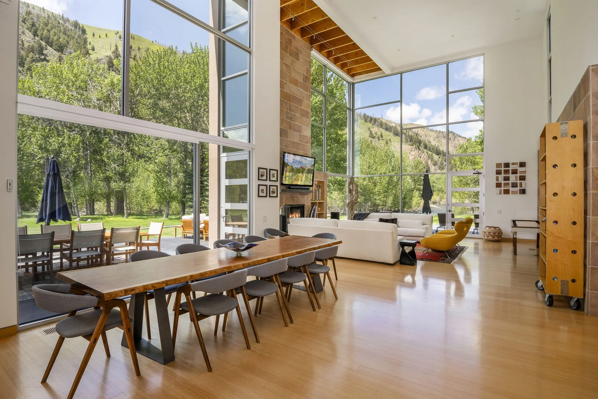 40-web-or-mls-109-mountain-view-001.jpg