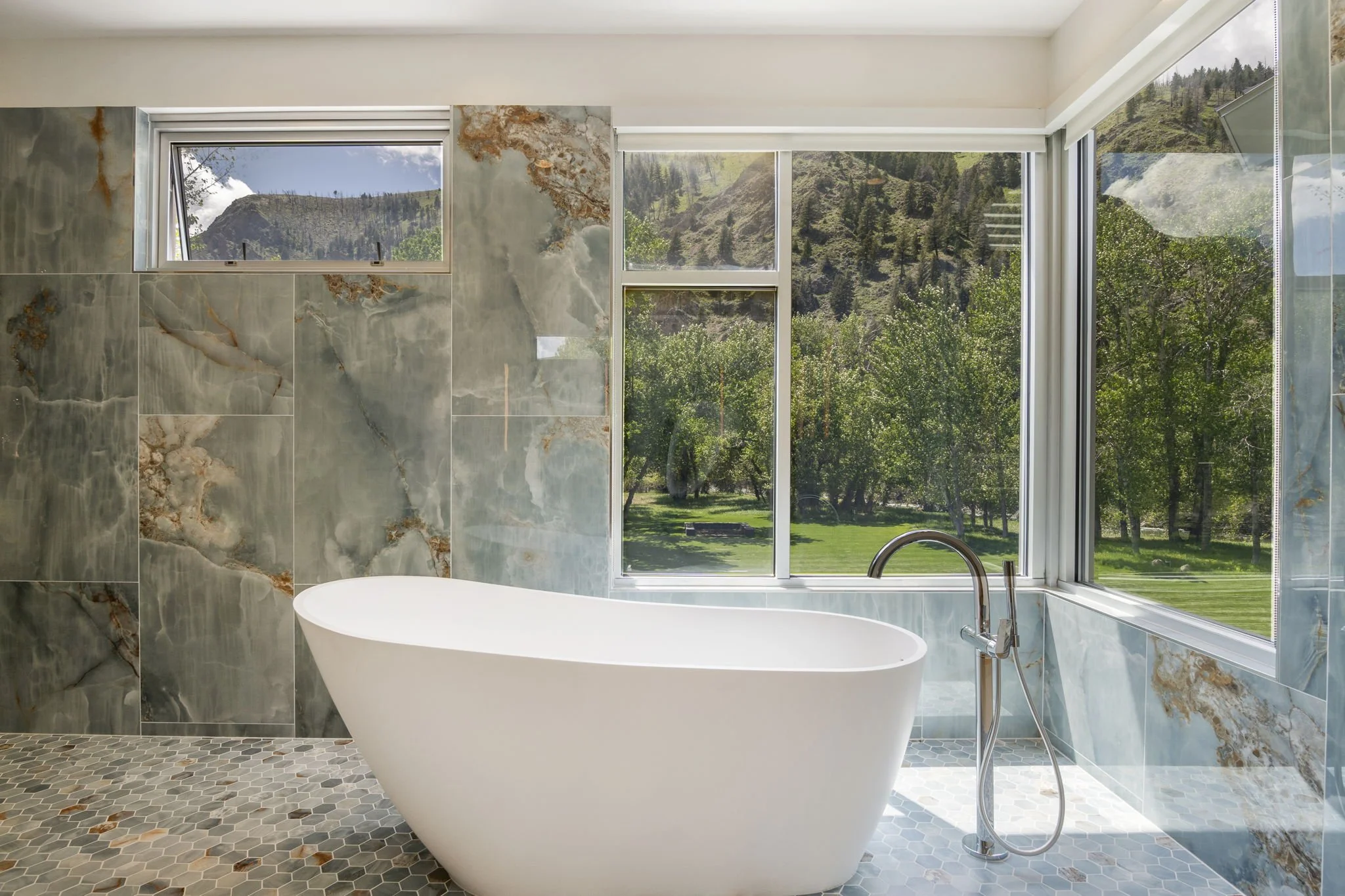 102-web-or-mls-109-mountain-view-063.jpg