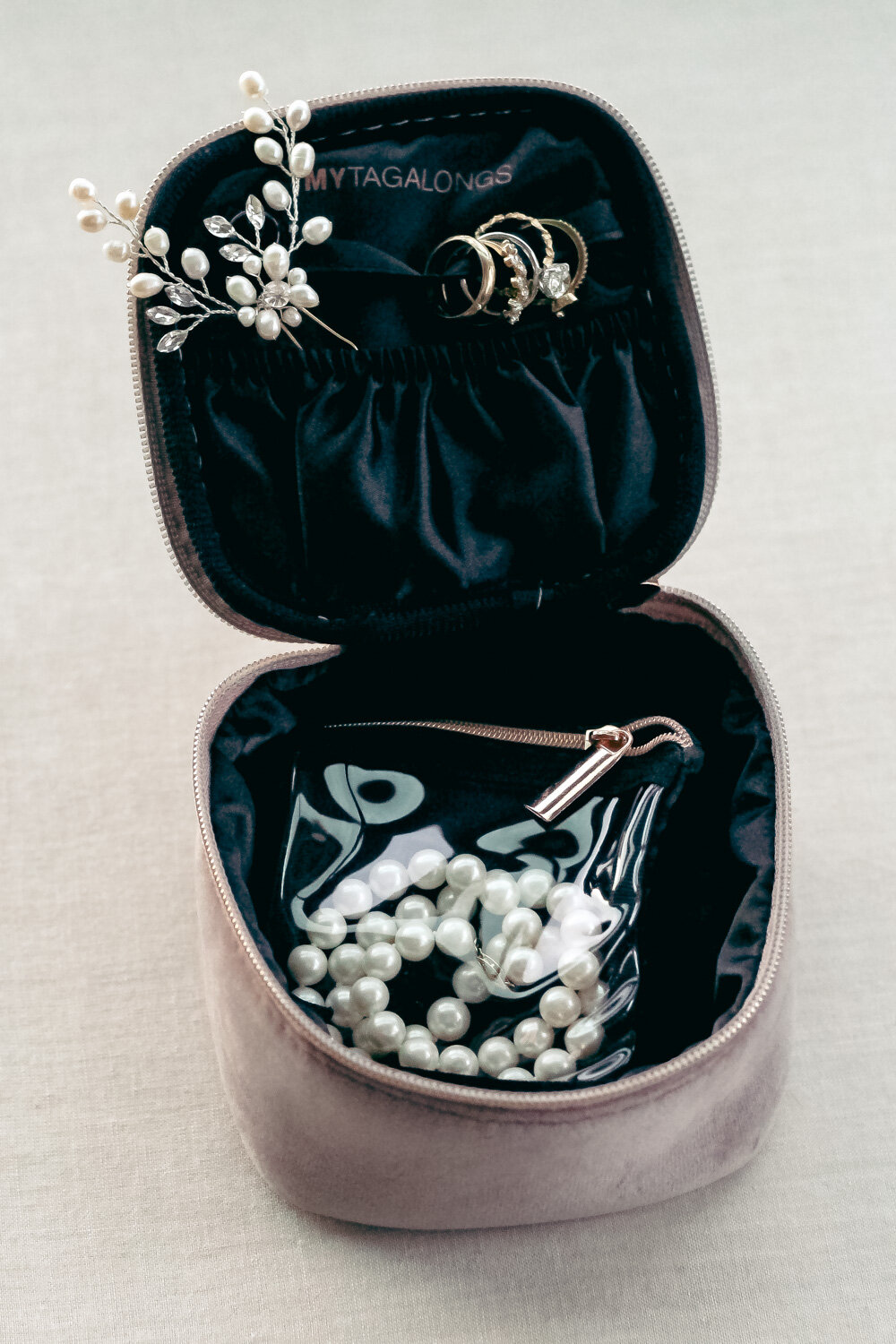 travel-jewelry-case-1.jpg
