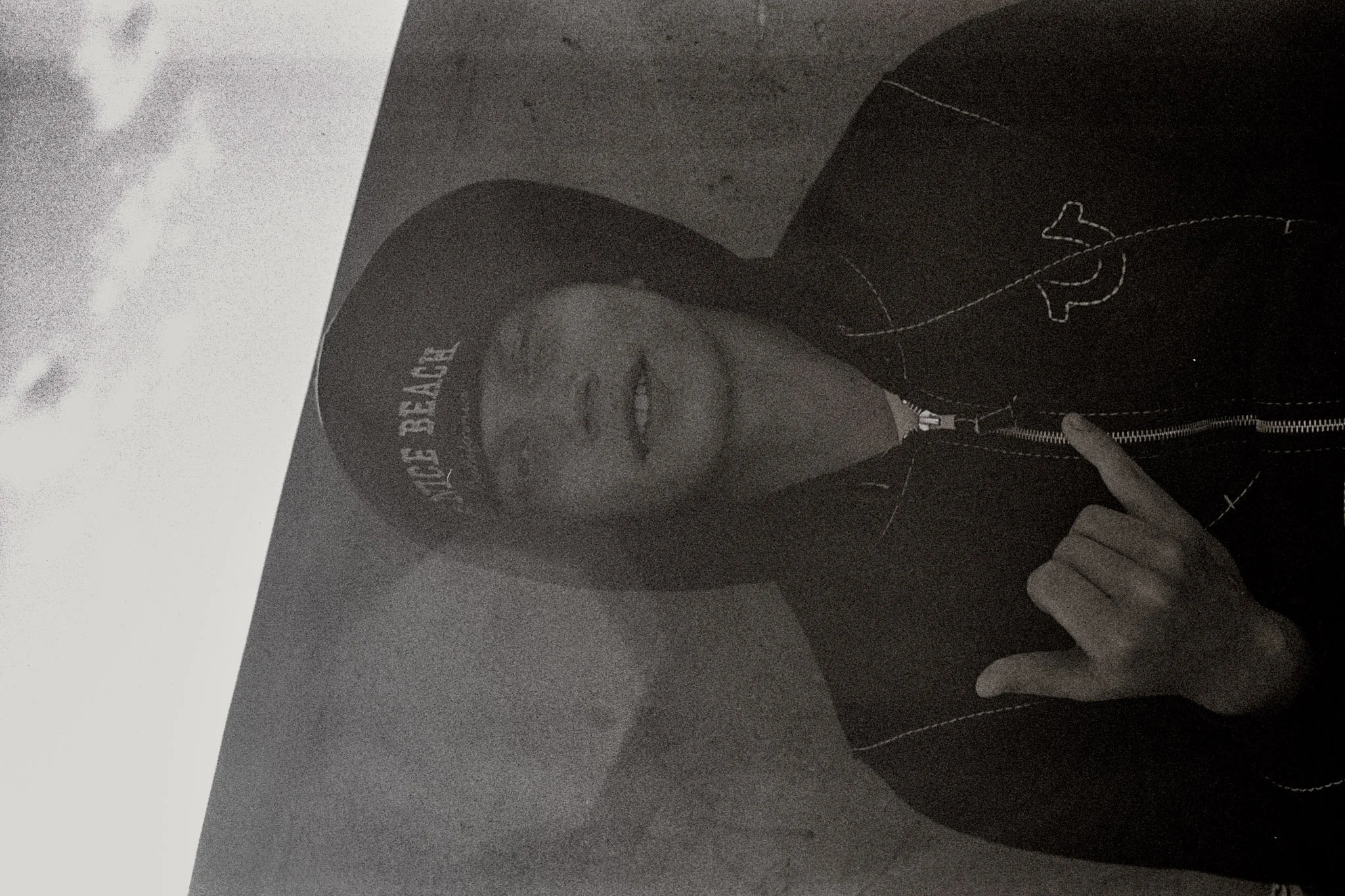 FLASH_2AA011.jpg