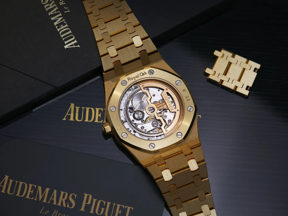 Audemars Piguet Royal Oak “Extra-Thin” — WatchesLondon