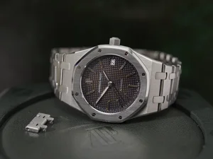 Audemars Piguet Royal Oak “Tropical” — WatchesLondon