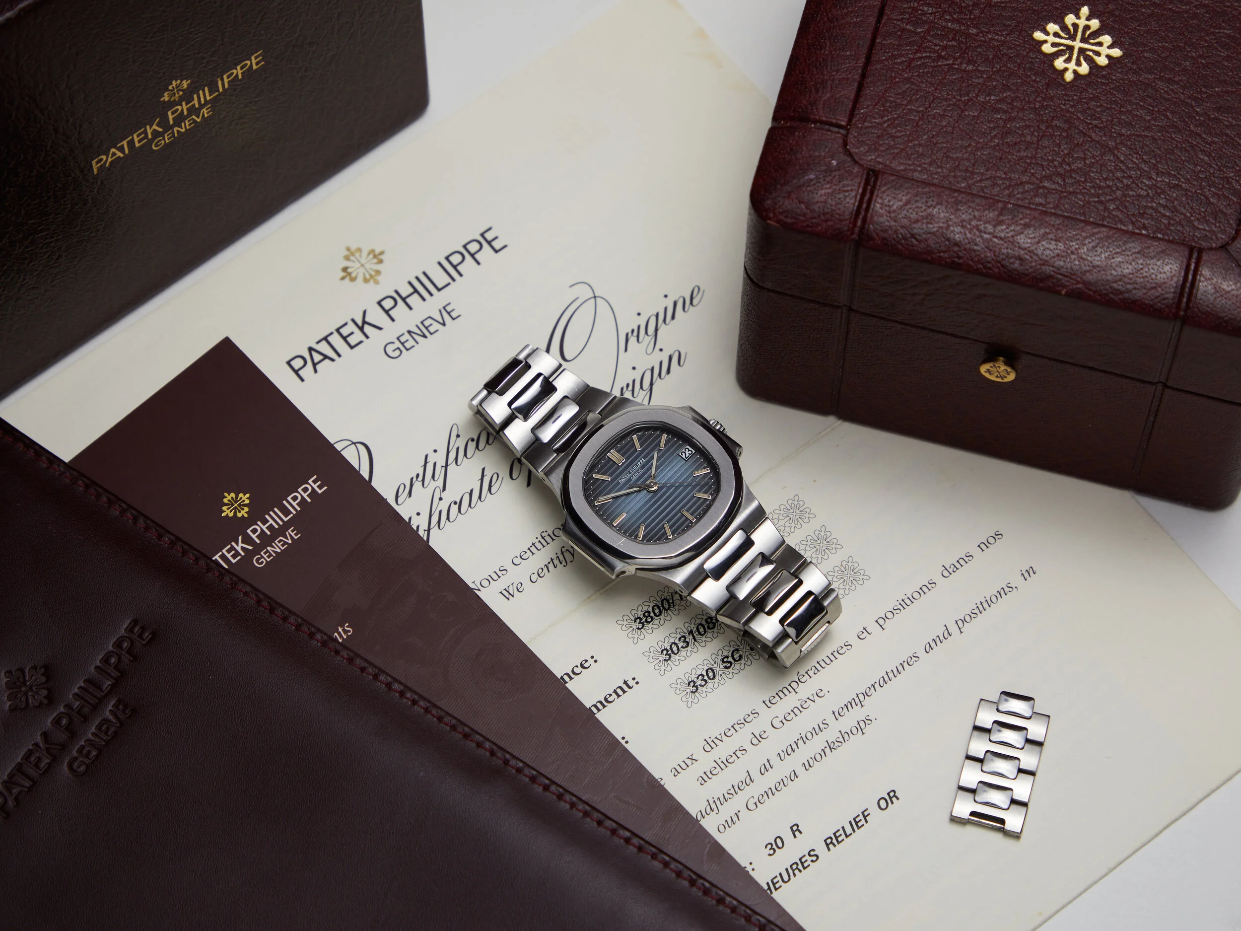Audemars Piguet vs Patek Philippe - Distinct Philosophies of Haute Horlogerie