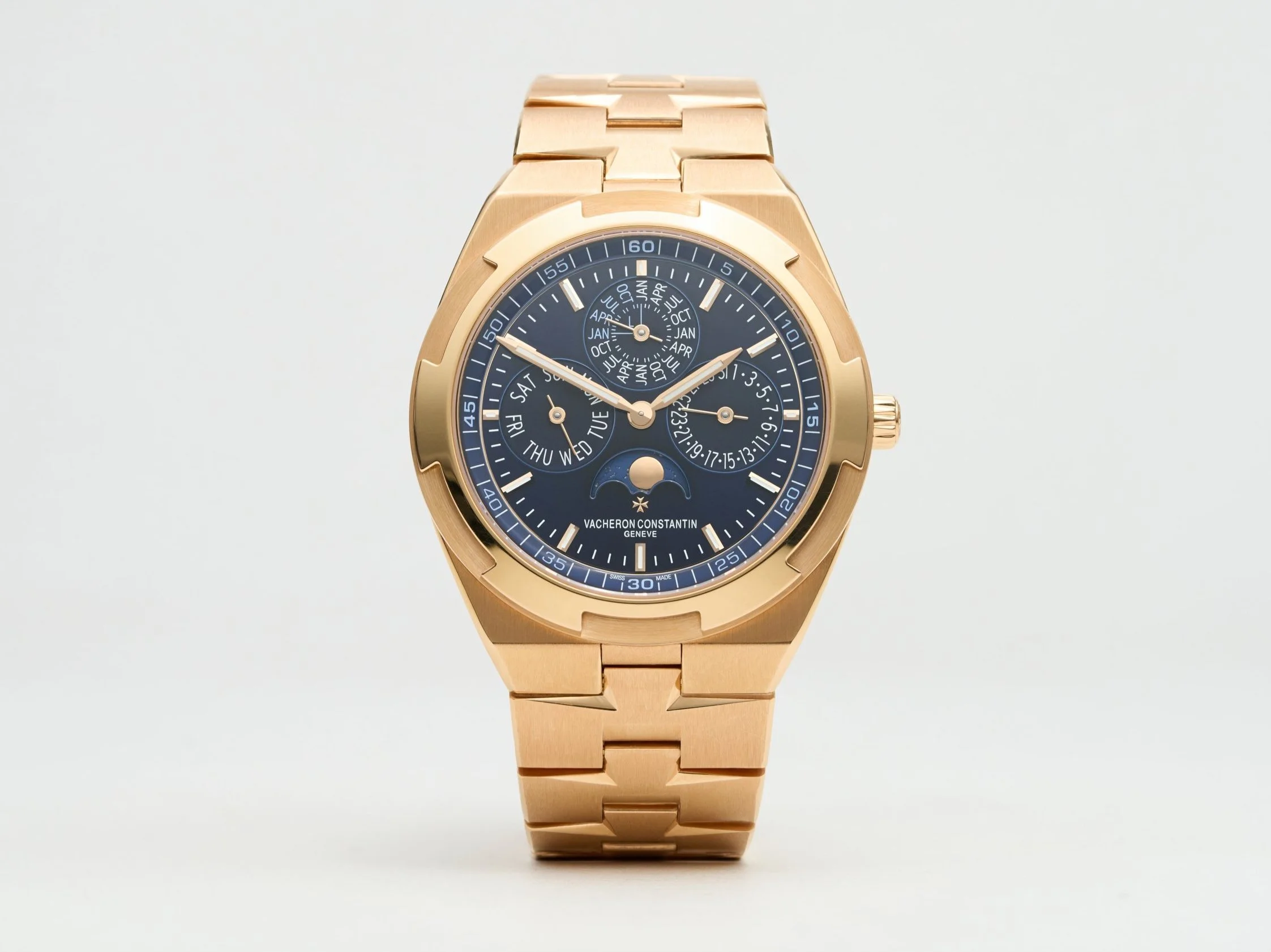 Vacheron Constantin Overseas Perpetual Calendar Ultra-Thin (Reserved)