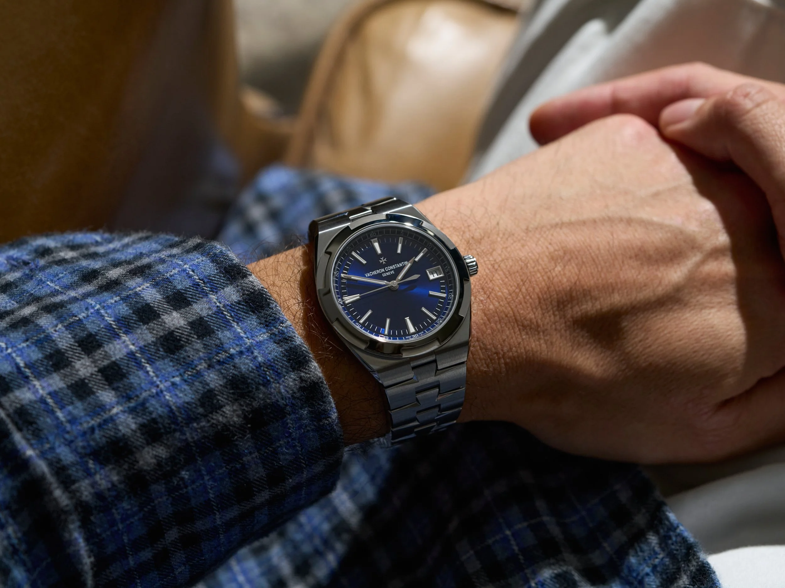VC875 Vacheron Constantin Overseas Blue Dial 4520V-10.jpg