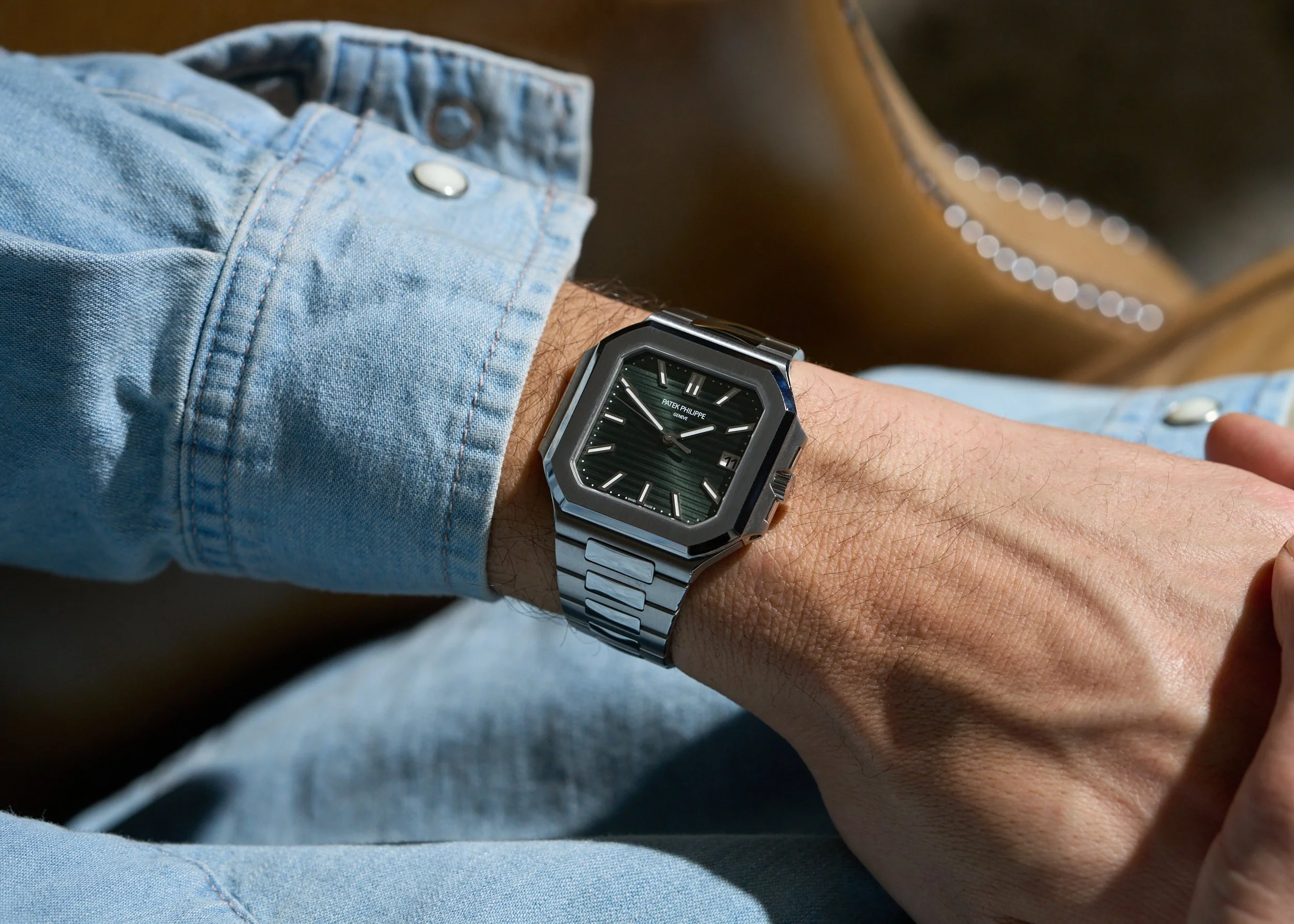 PP913 Patek Philippe Cubitus 5821A-11.jpg