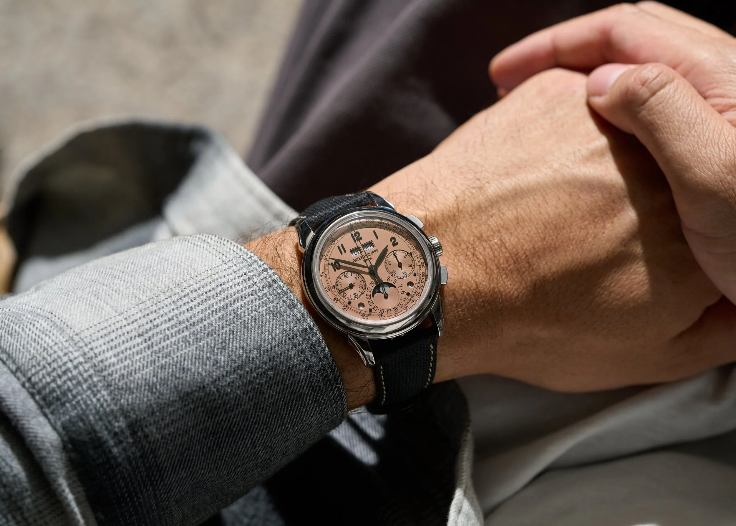 PP954 Pataek Phillipe 5270P Salmon Dial-16.jpg