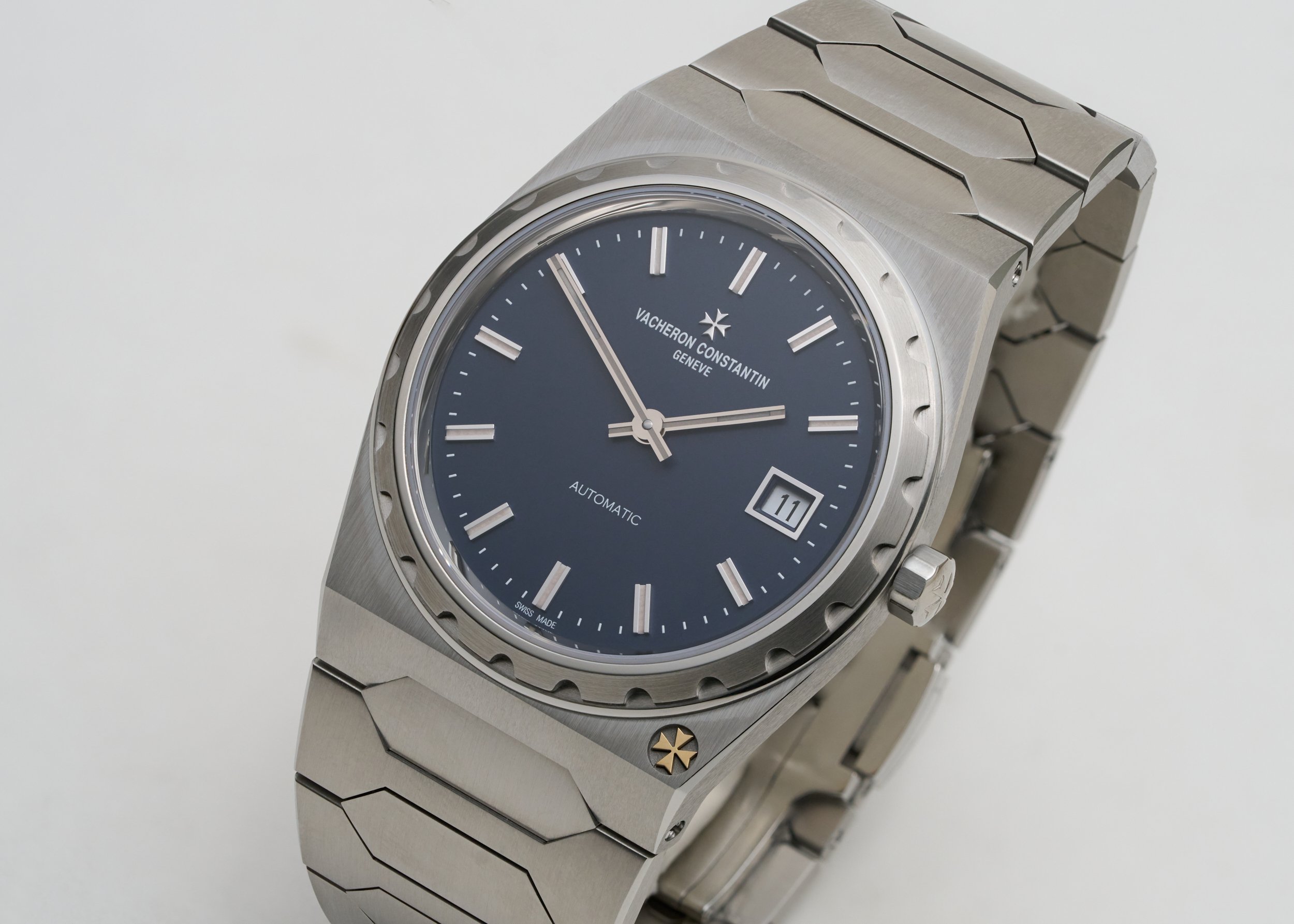 VC902 Vacheron Constantin Historiques 222-2.jpg