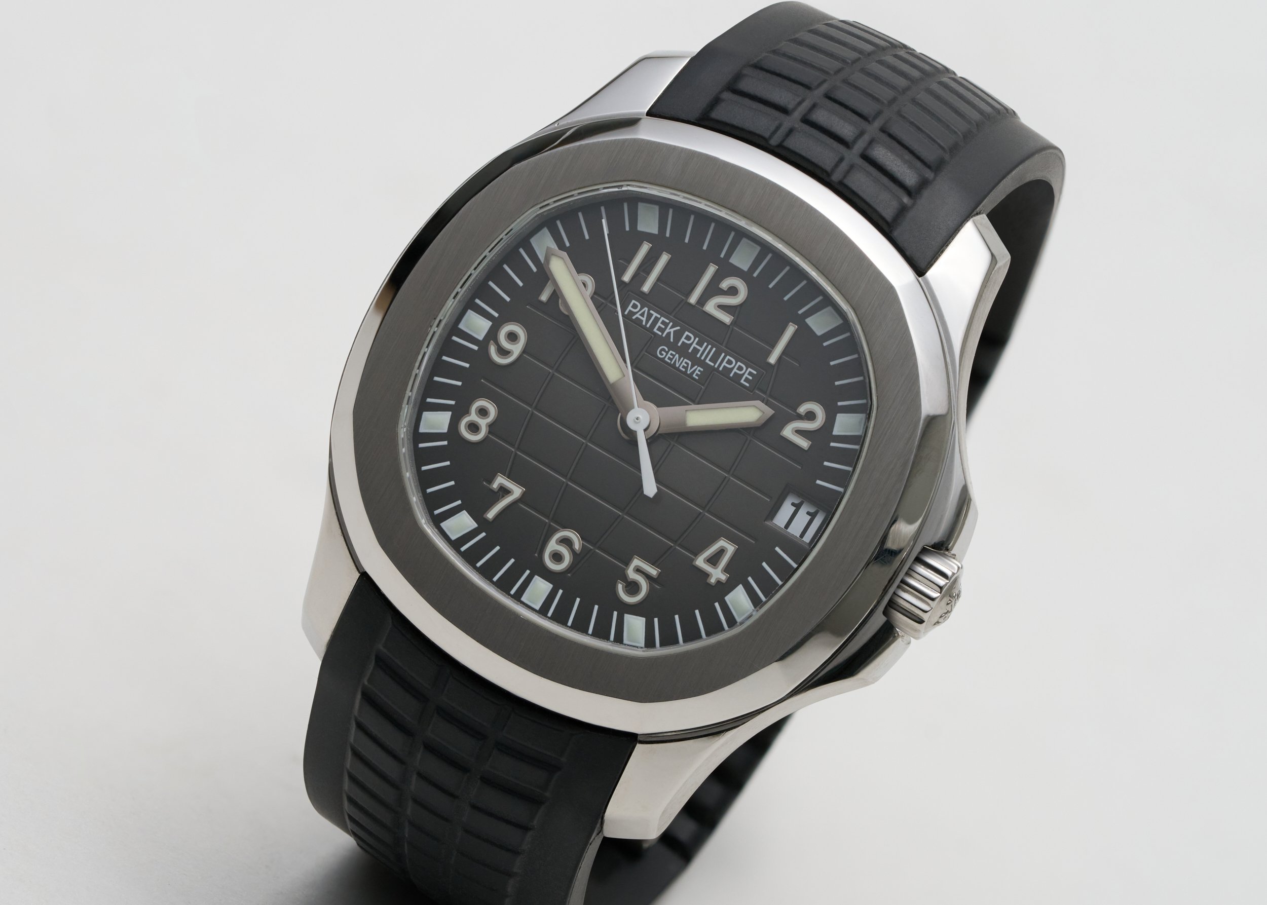 PP941 2008 Patek Philippe Aquanaut 5165A-2.jpg