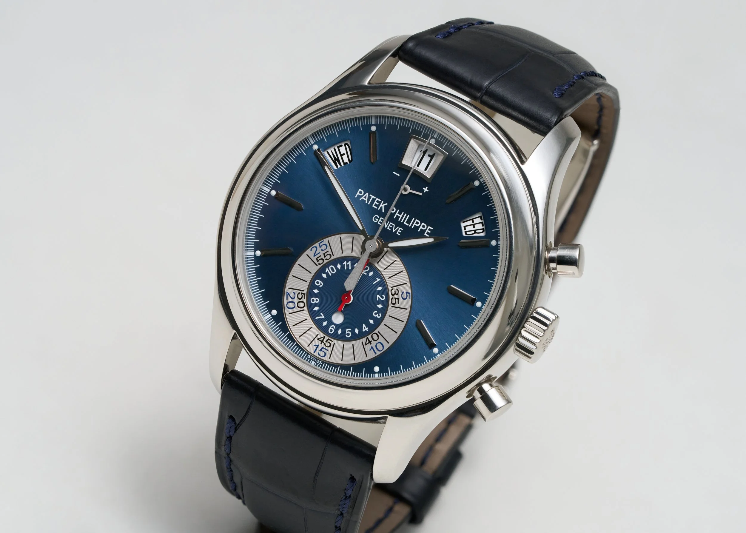 PP900 Patek Phillipe Annual Calendar Chronograph 5960P-015-2.jpg