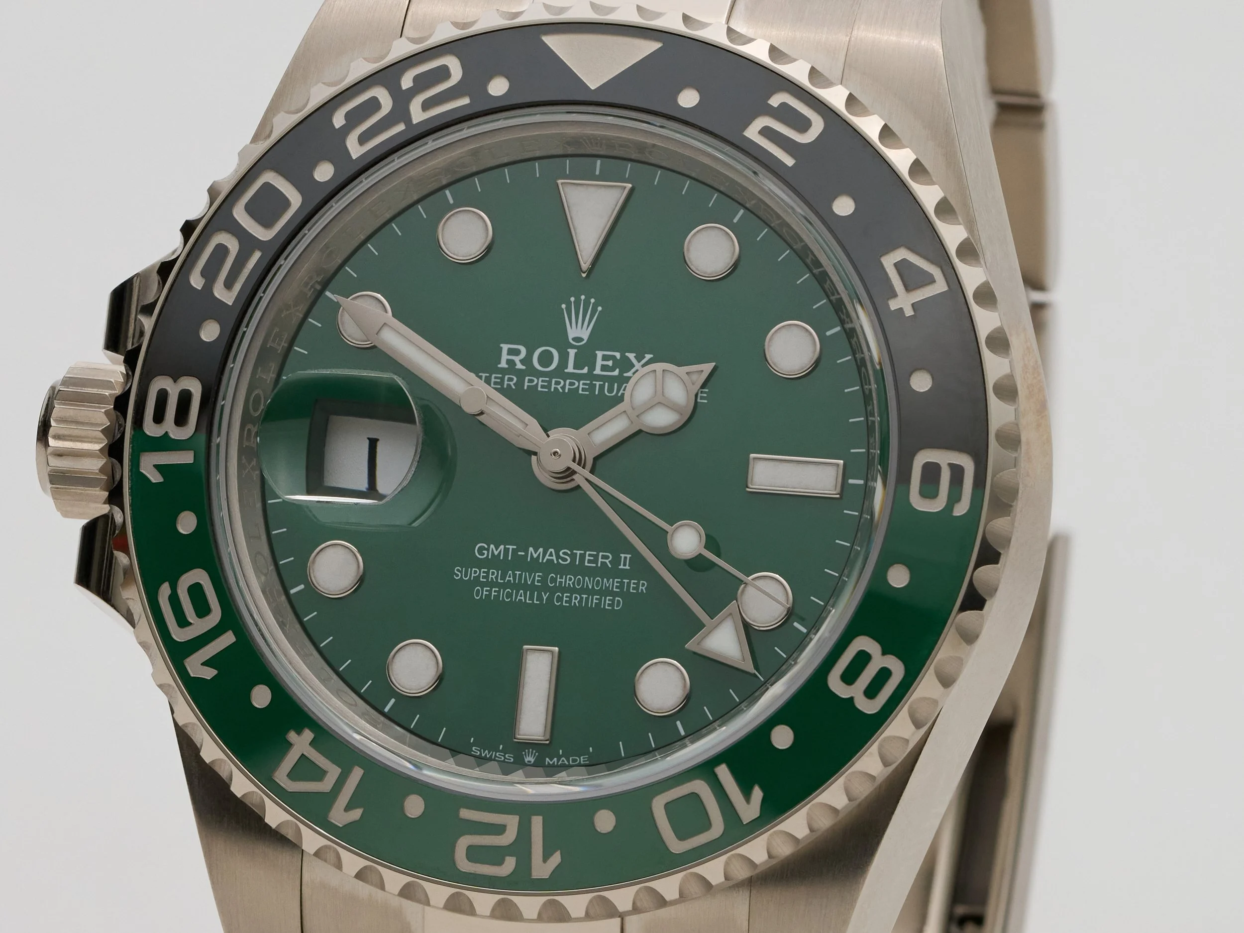 RX864 Rolex GMT White Glold Lefty Green Dial-3.jpg