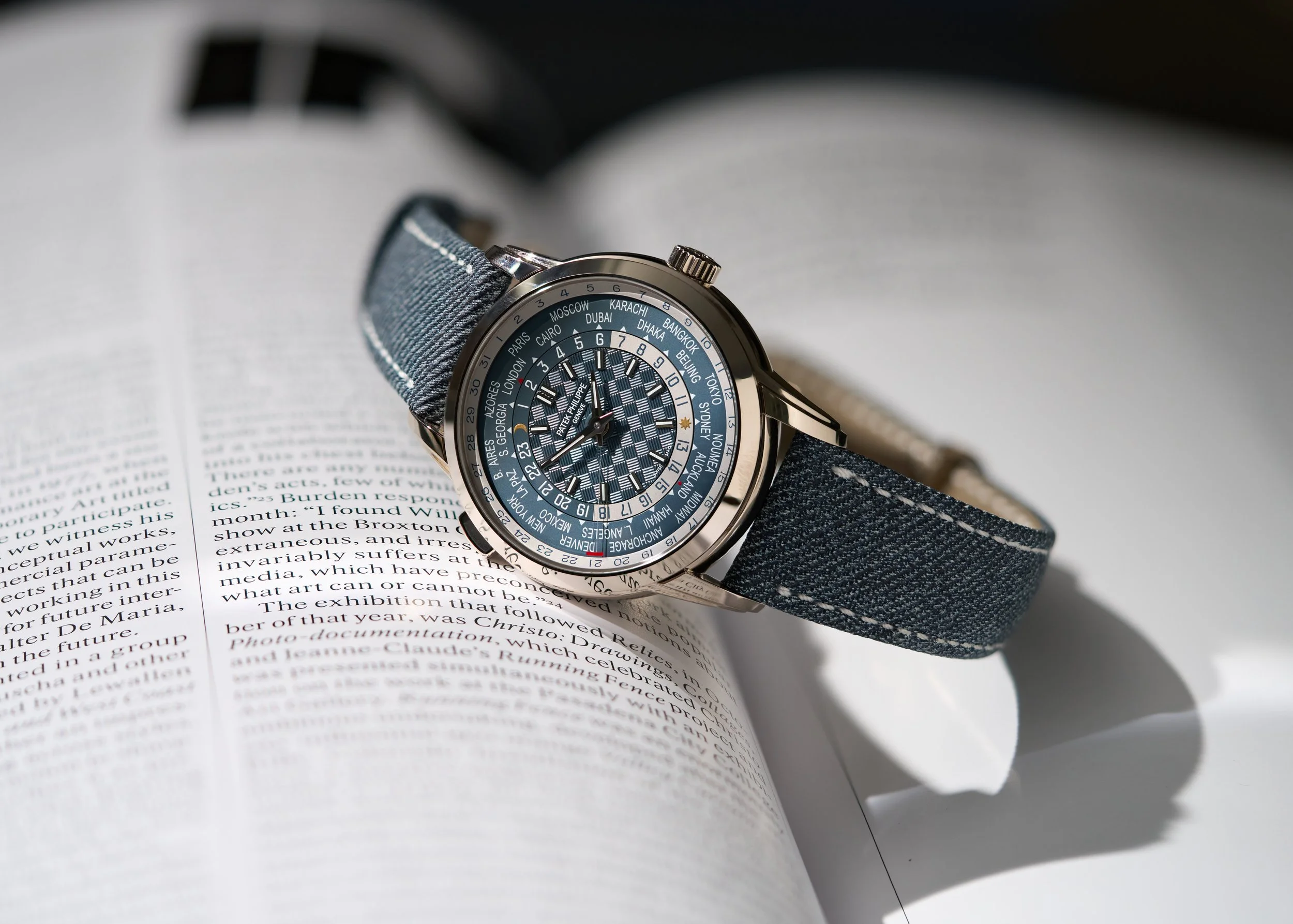 PP945 Patek Philippe Complications World Time 5330G-9.jpg