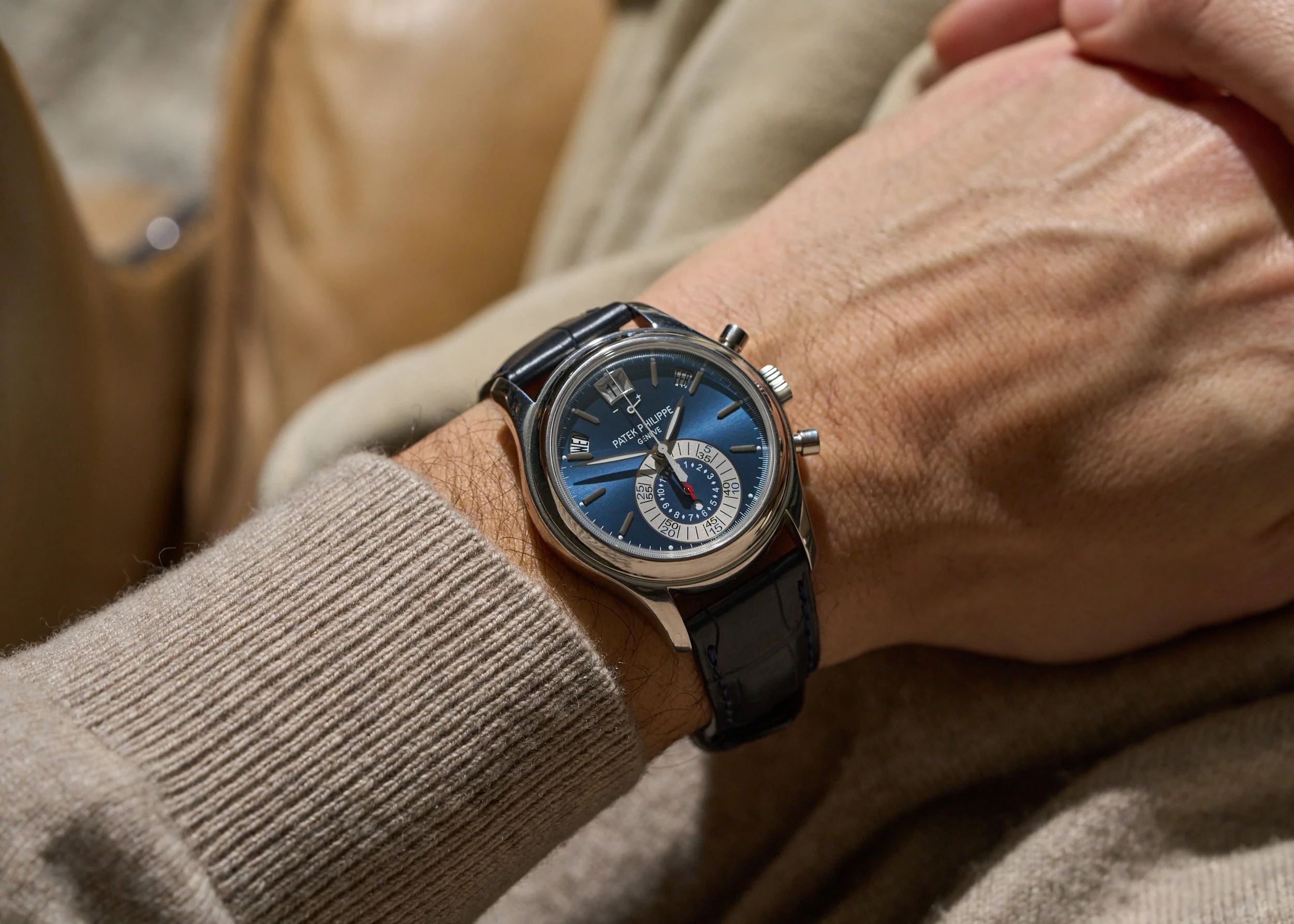 PP900 Patek Phillipe Annual Calendar Chronograph 5960P-015-12.jpg