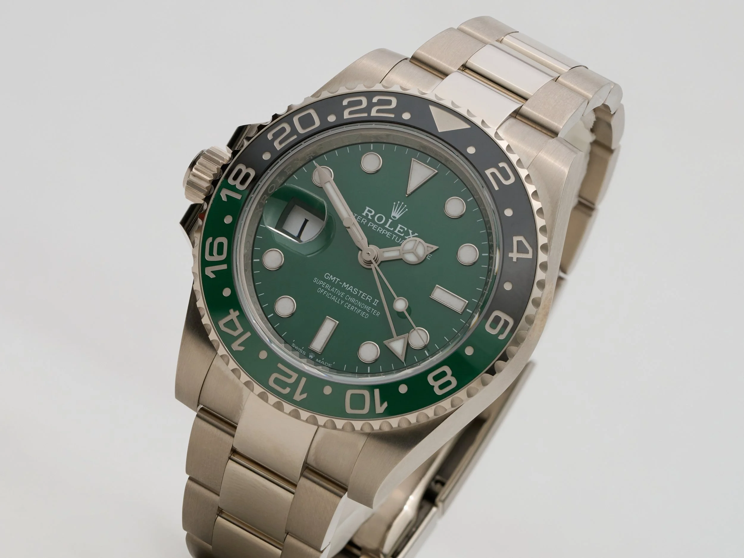 RX864 Rolex GMT White Glold Lefty Green Dial-2.jpg
