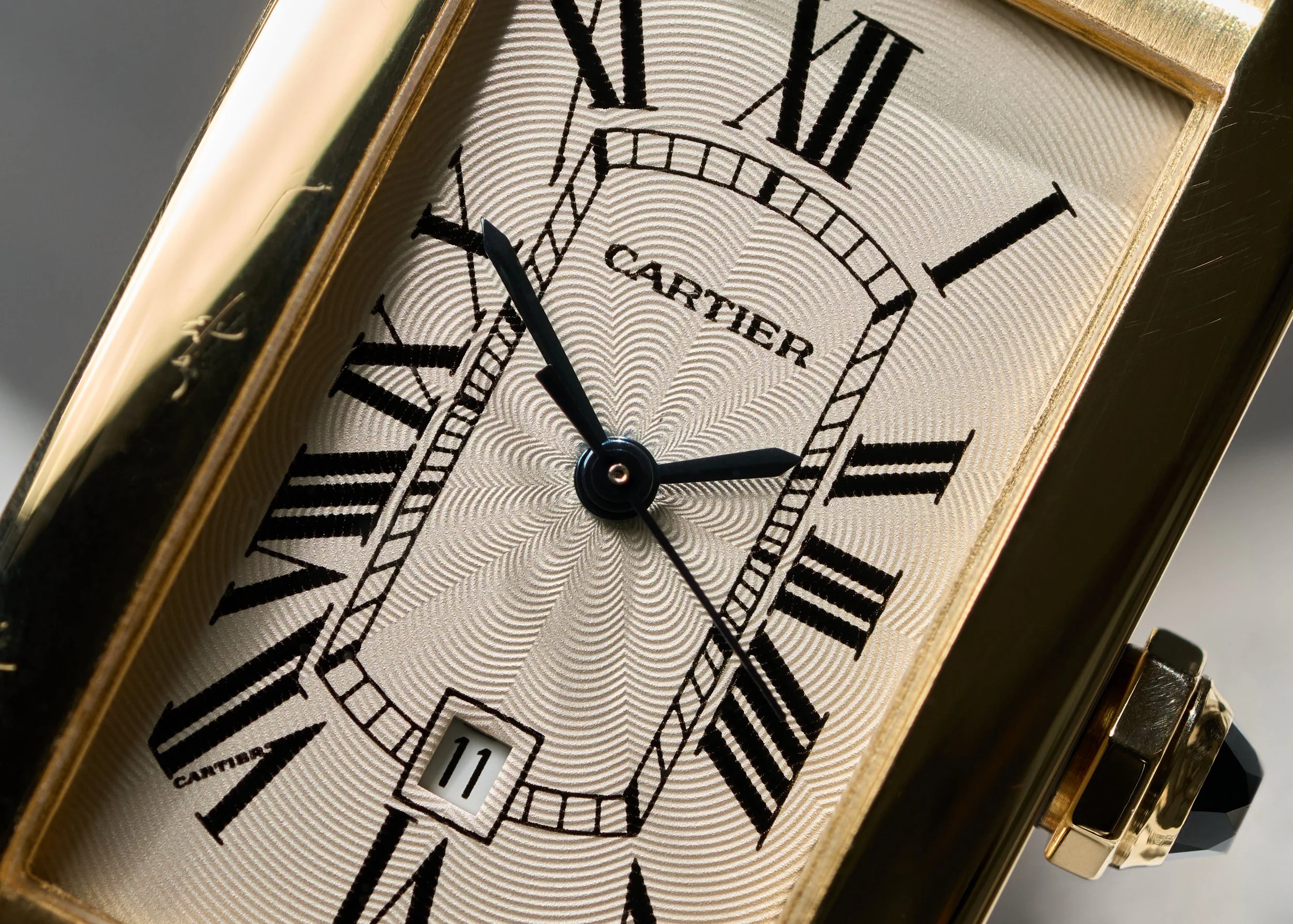 CT953 Cartier Tank Americaine W26035K2-13.jpg