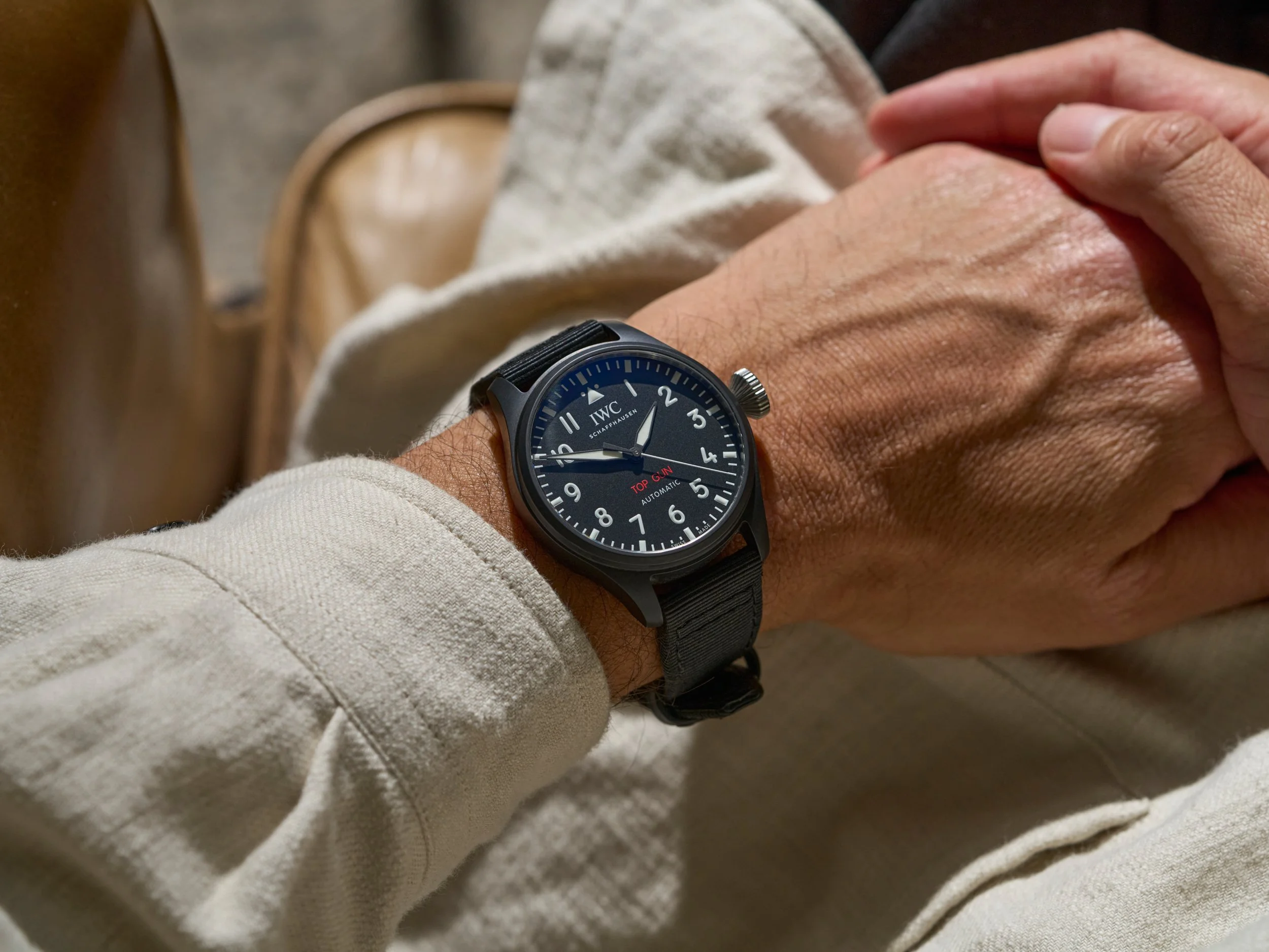 IW880 IWC Big Pilot Top Gun IW329801-10.jpg