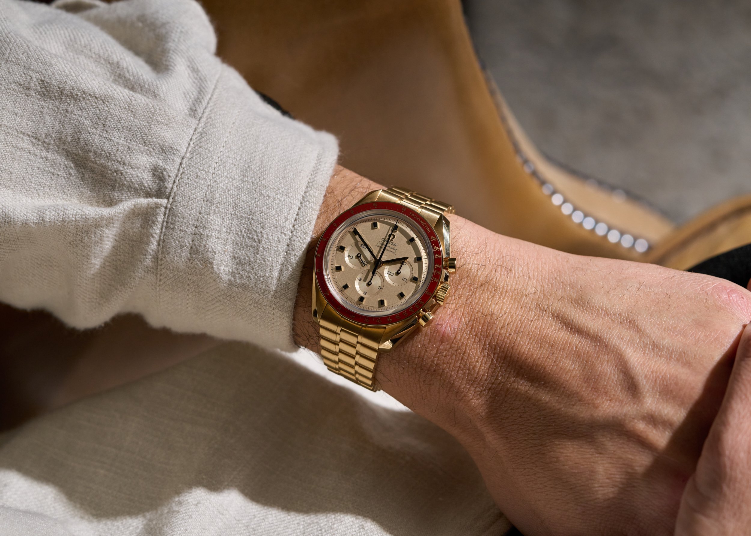 OM940 Omega Speedmaster Apollo 50th Anniversary Limited Edition-12.jpg