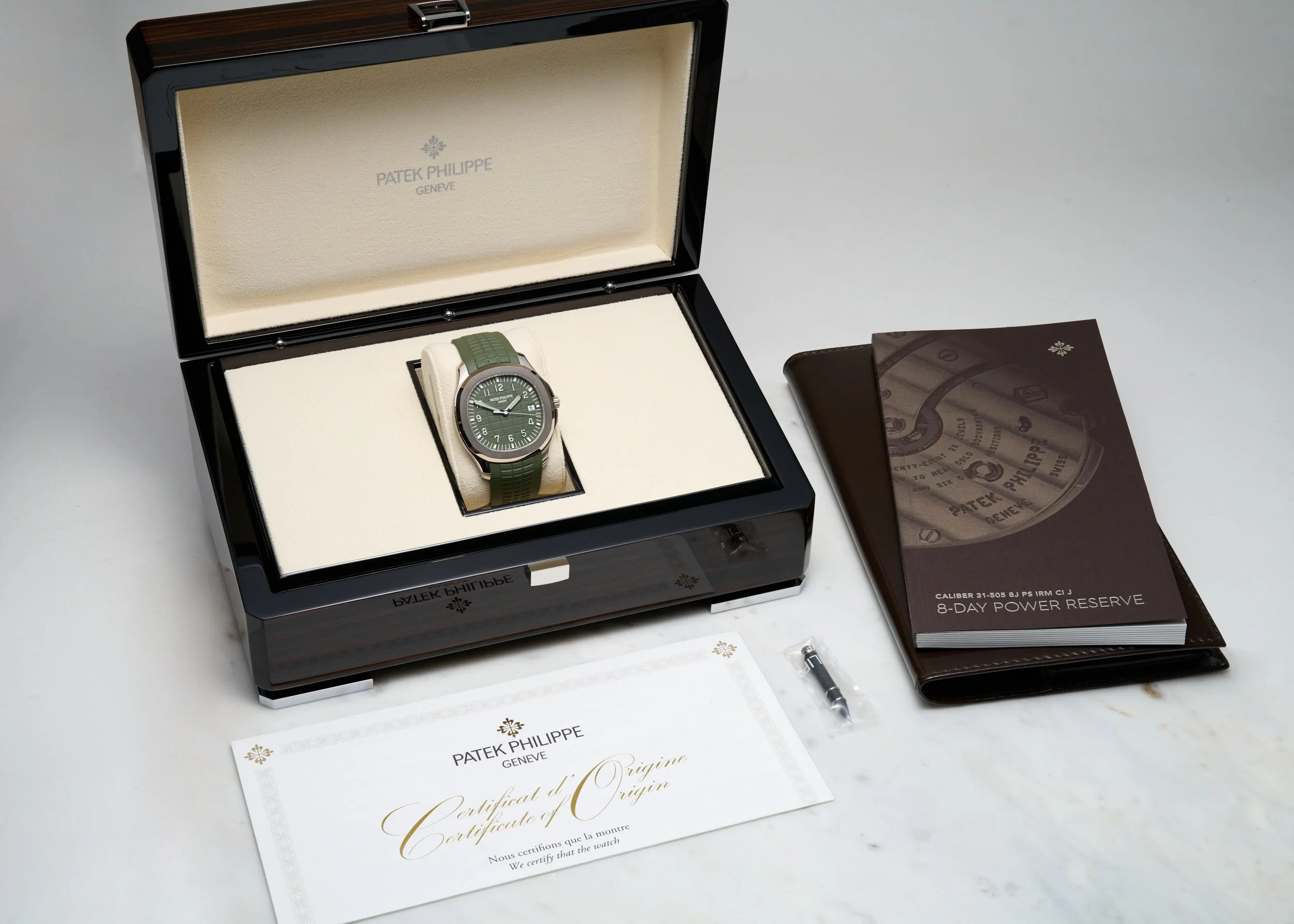 PP949 Patek Philippe 5168G Green-6.jpg