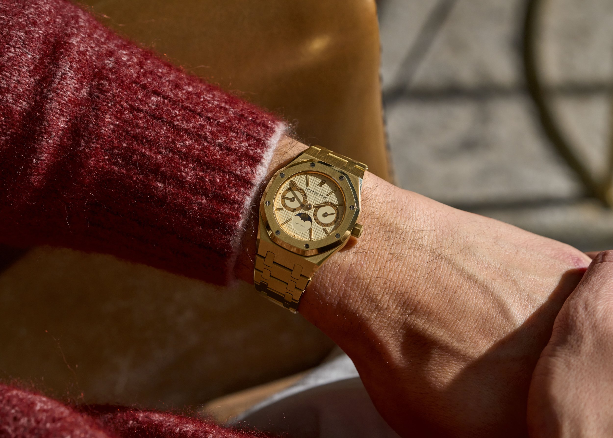 AP914 Audemars Piguet Royal Oak Day-Date Moonphase Yellow Gold 25594BA-14.jpg